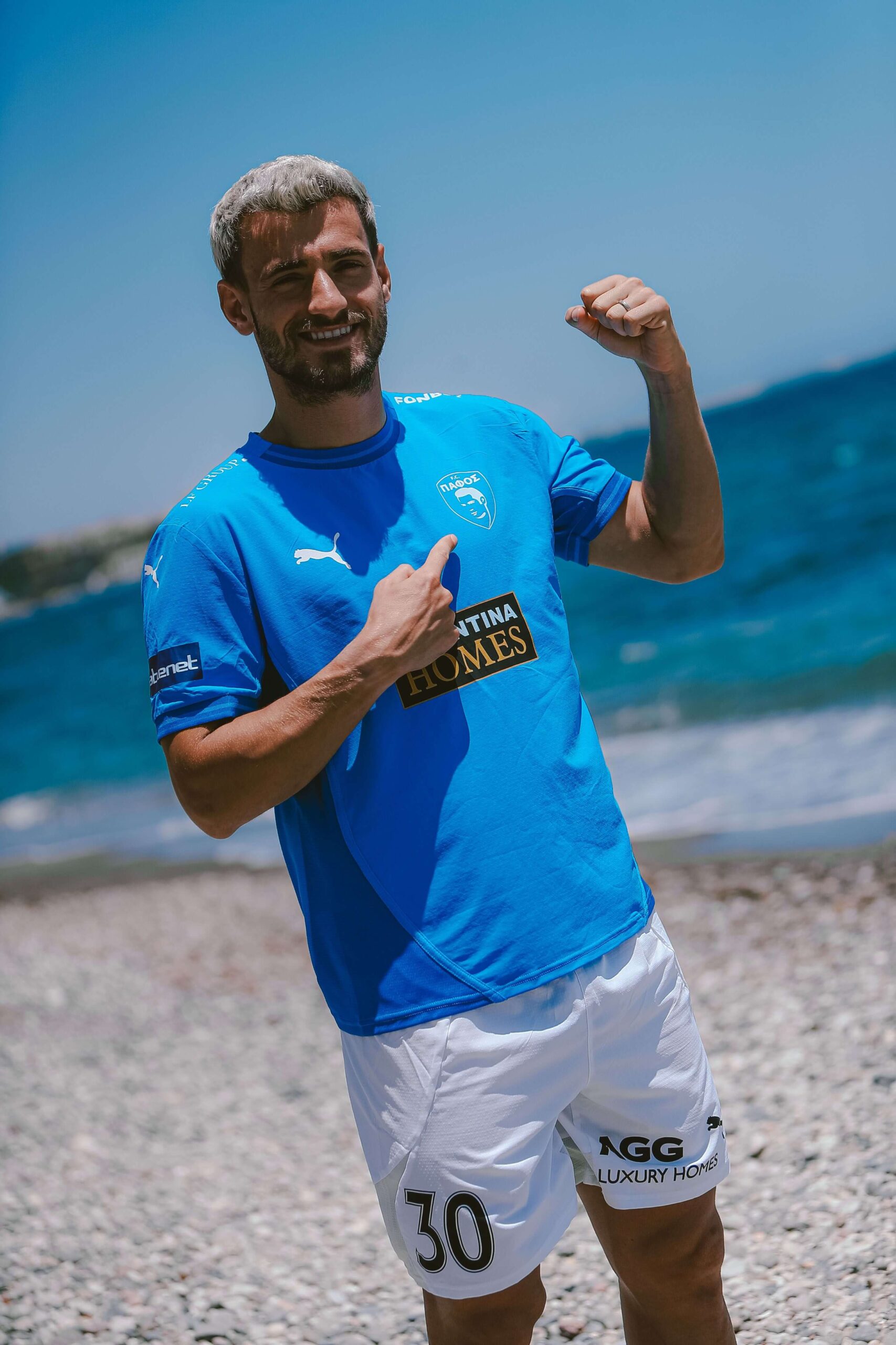 Novas camisas do Pafos FC 2025-2026 são lançadas pela PUMA