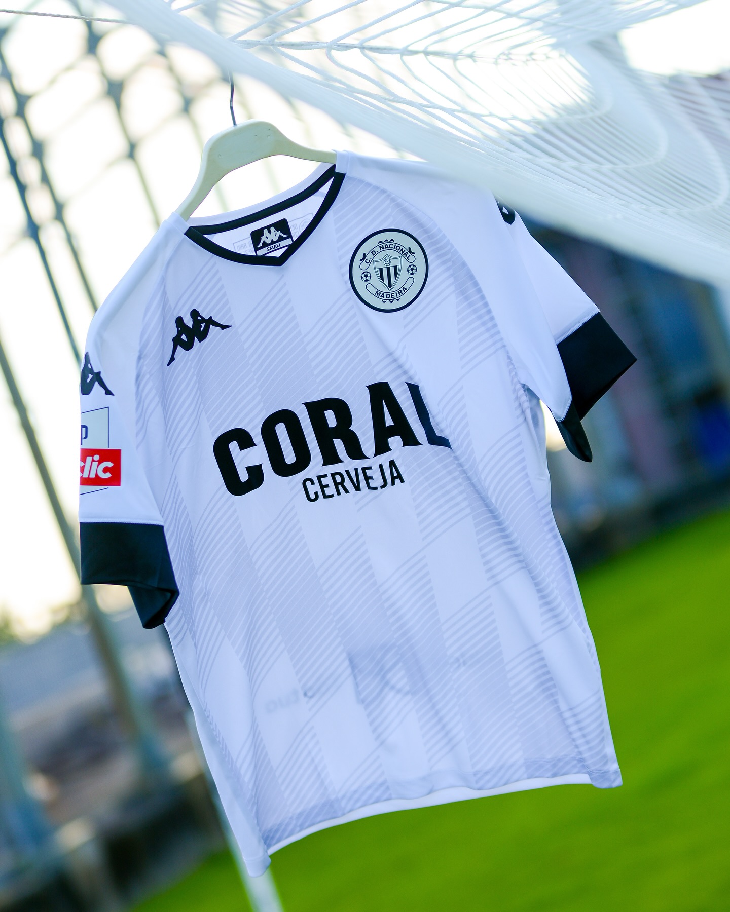 CD Nacional e Kappa lançam terceira camisa 2025-2026