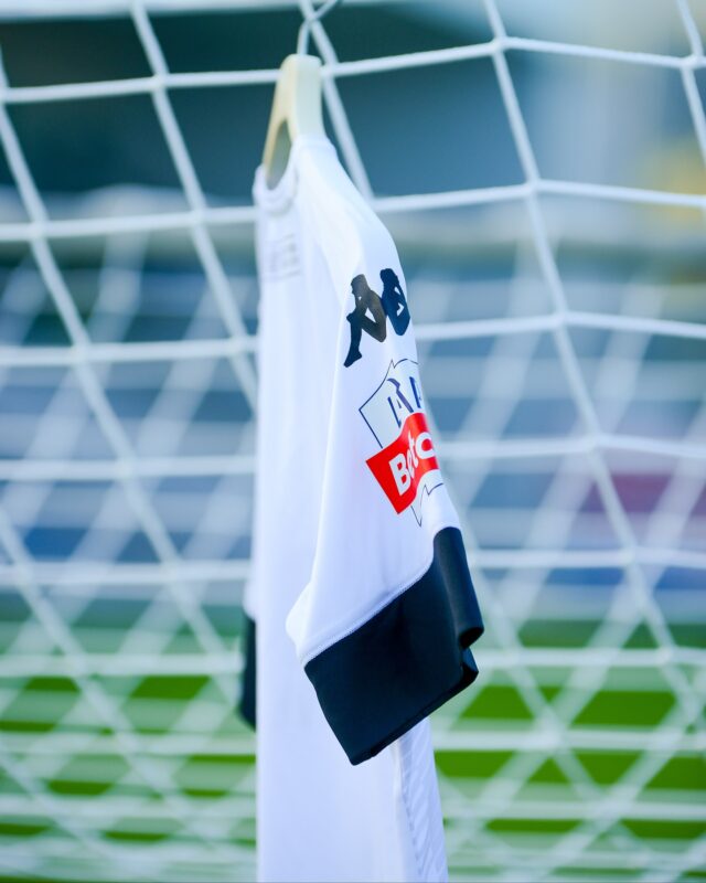 CD Nacional e Kappa lançam terceira camisa 2025-2026