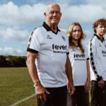 Camisa reserva do Bristol City 2025-2026 é lançada pela O'Neills