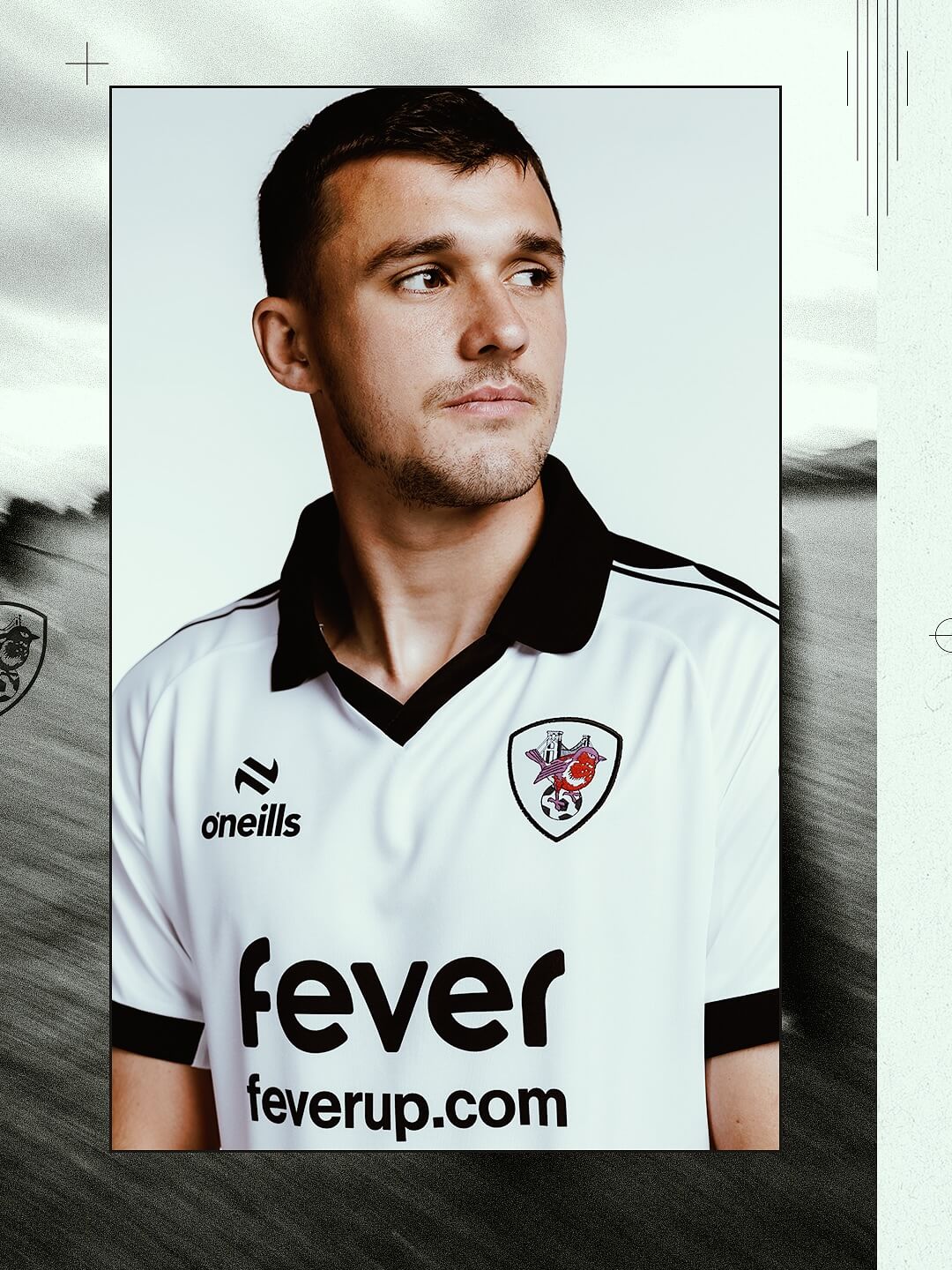 Camisa reserva do Bristol City 2025-2026 é lançada pela O'Neills