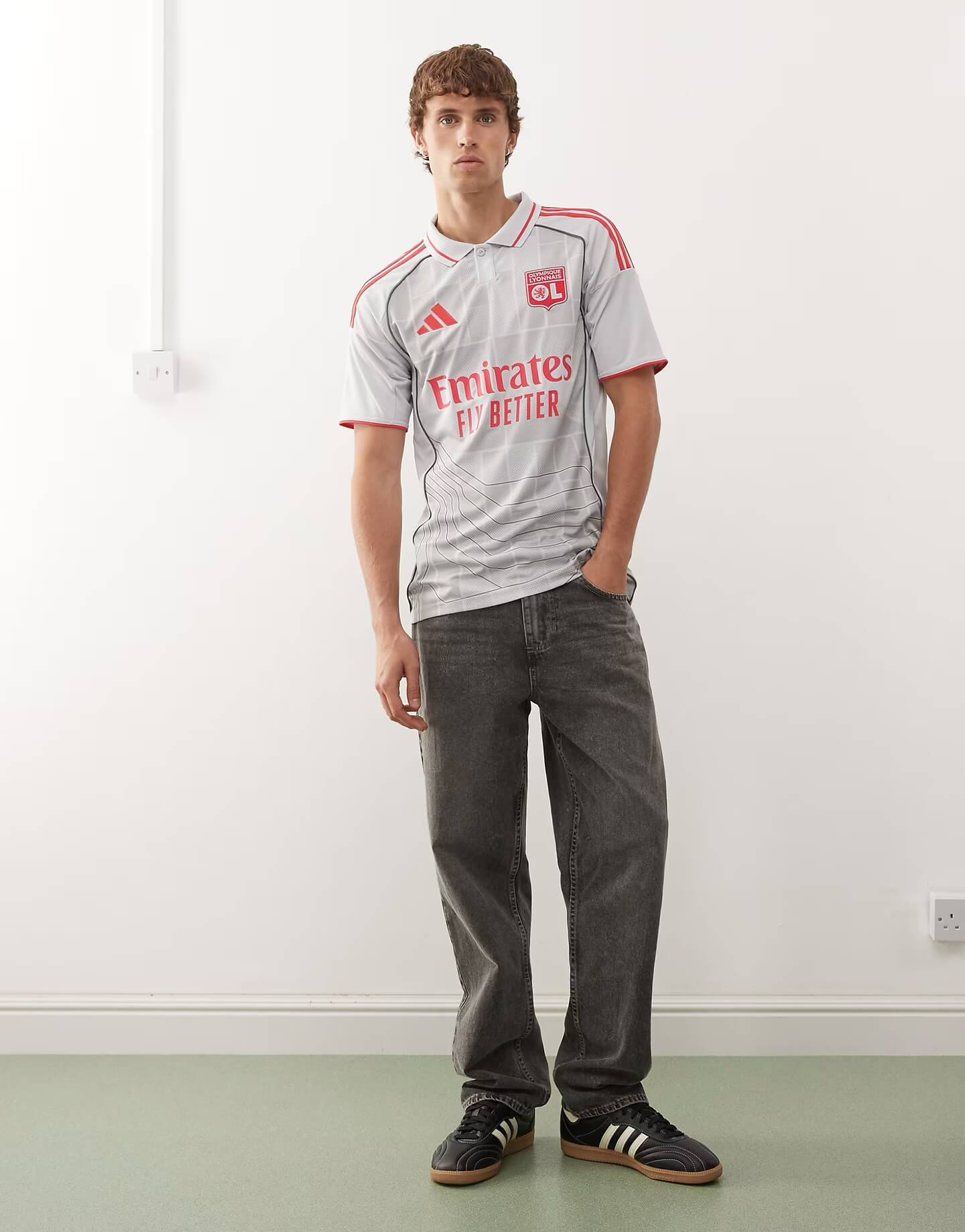 Terceira camisa do Lyon 2025-2026 Adidas