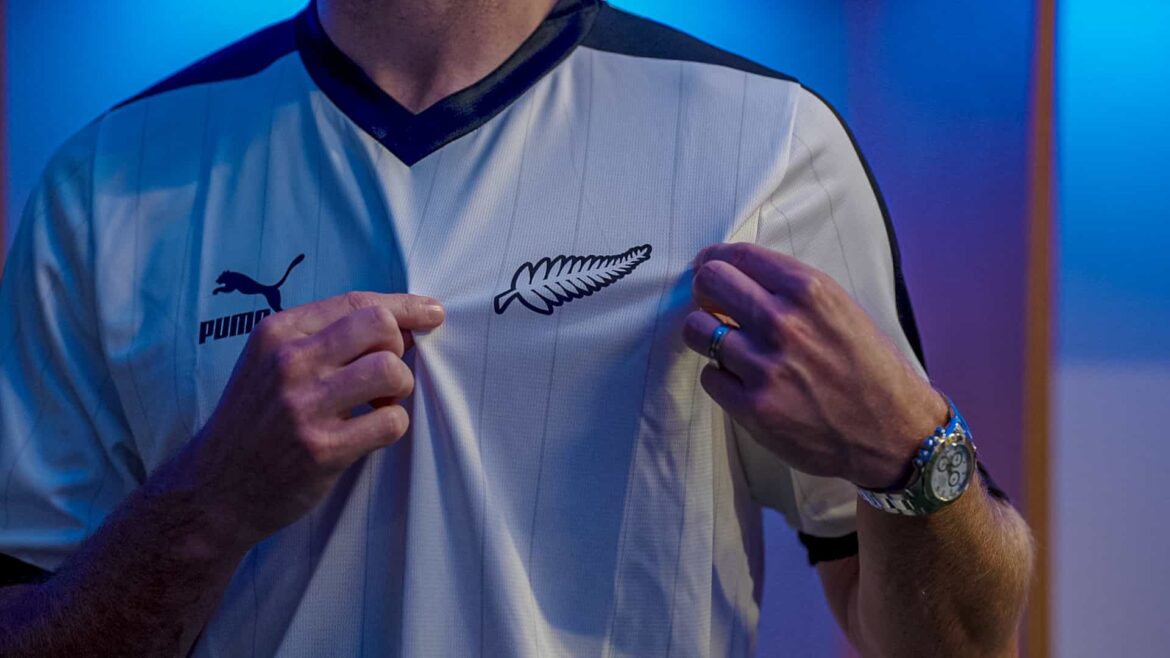 PUMA lança camisas retrô 1982 para a Nova Zelândia