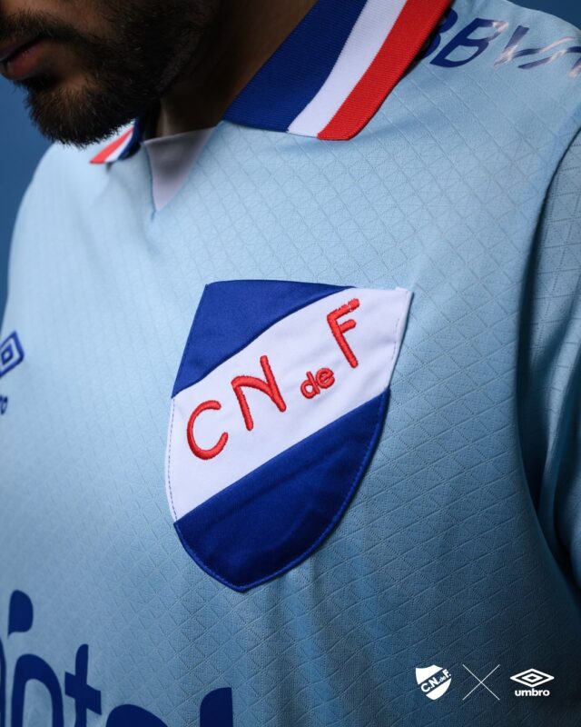 Club Nacional lança sua nova camisa azul-celeste para 2025-2026