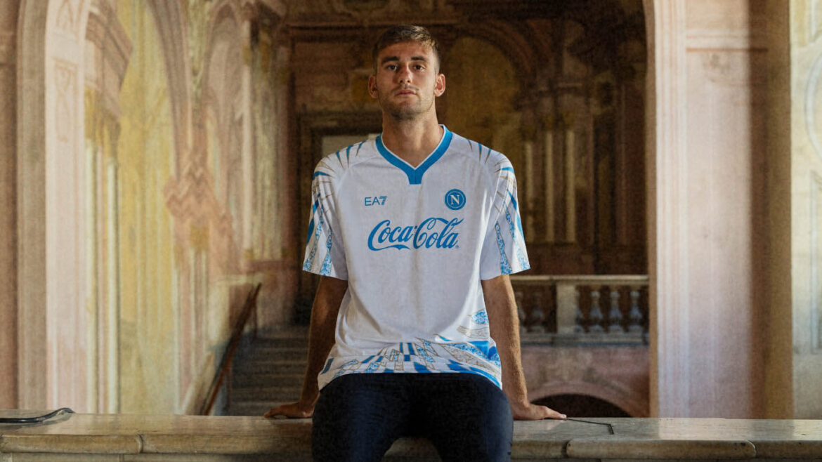 Napoli lança coleção pré-jogo 2025-2026 com a EA7