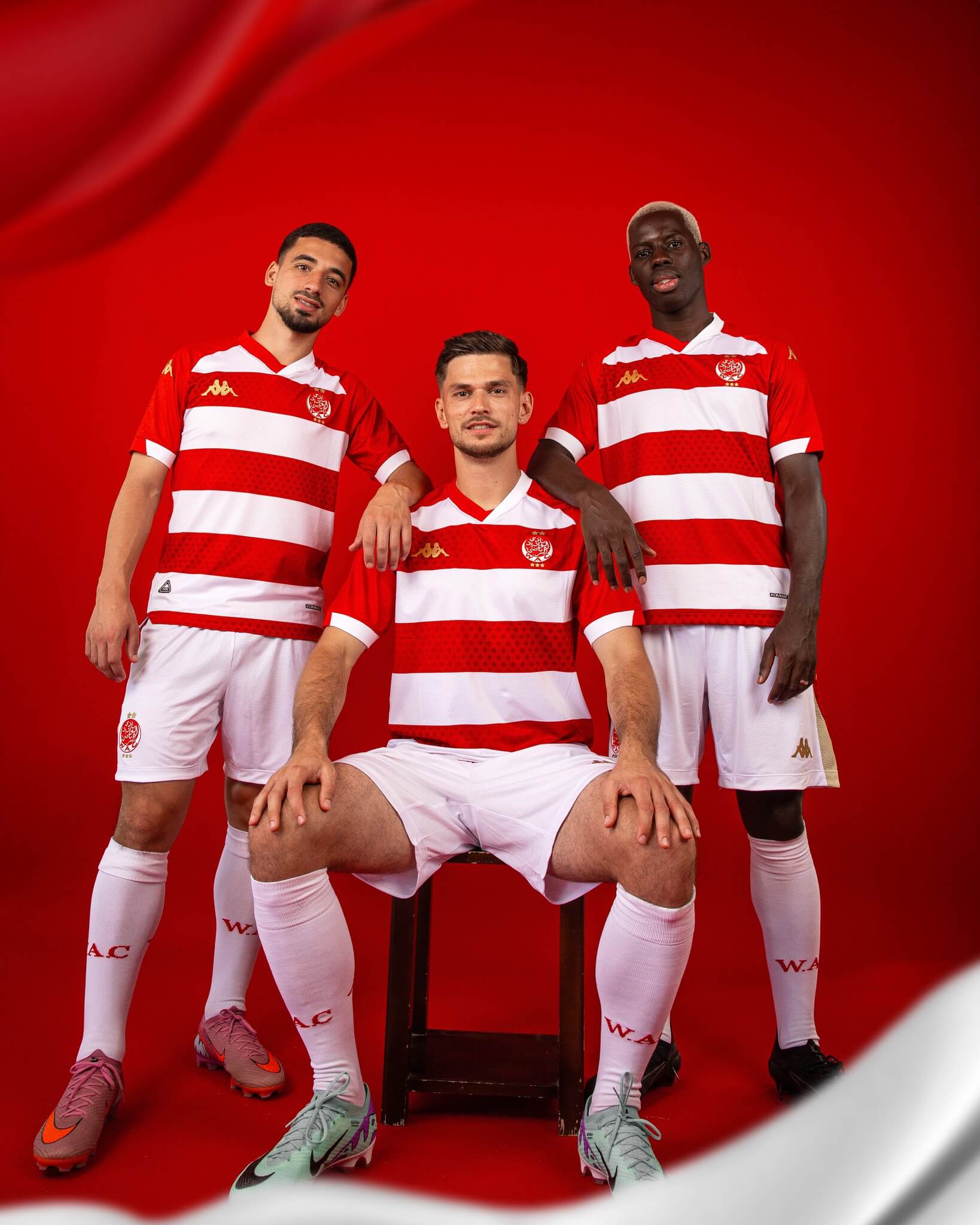 Camisa titular do Wydad Casablanca 2025-2026 é revelada para o Campeonato Marroquin