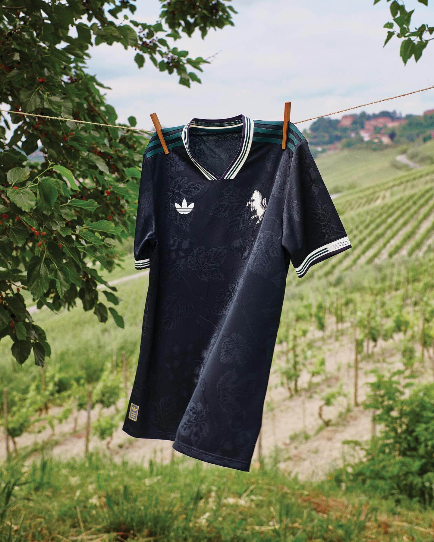 Terceira camisa da Juventus 2025-2026 adidas