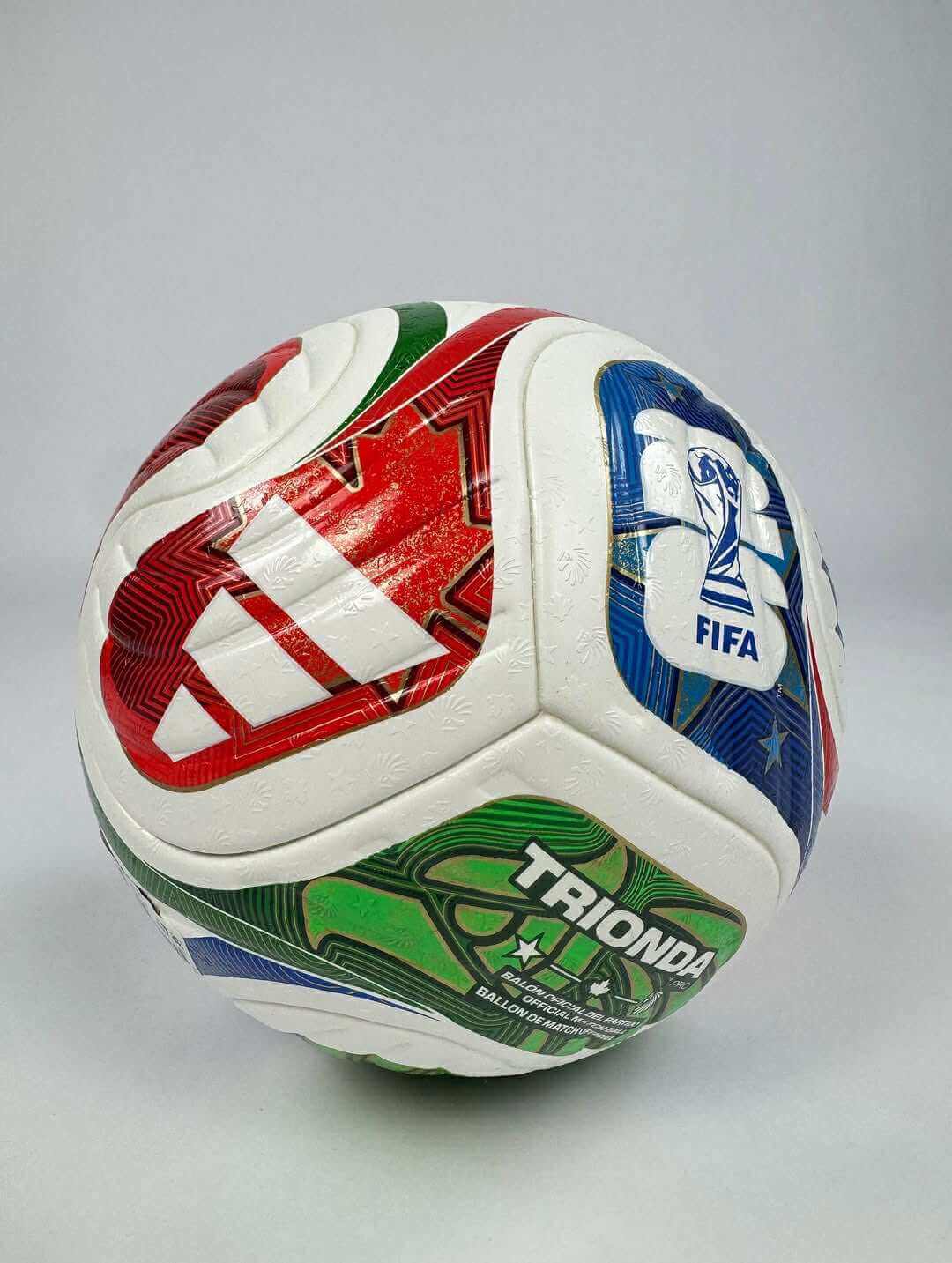 Bola adidas TRIONDA Copa do Mundo 2026