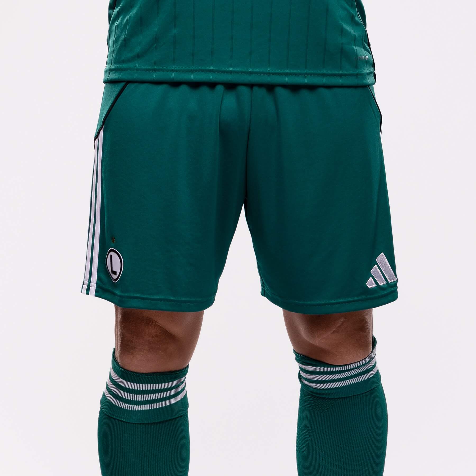 Camisa reserva do Legia Varsóvia 2025-2026 é apresentada pela Adidas