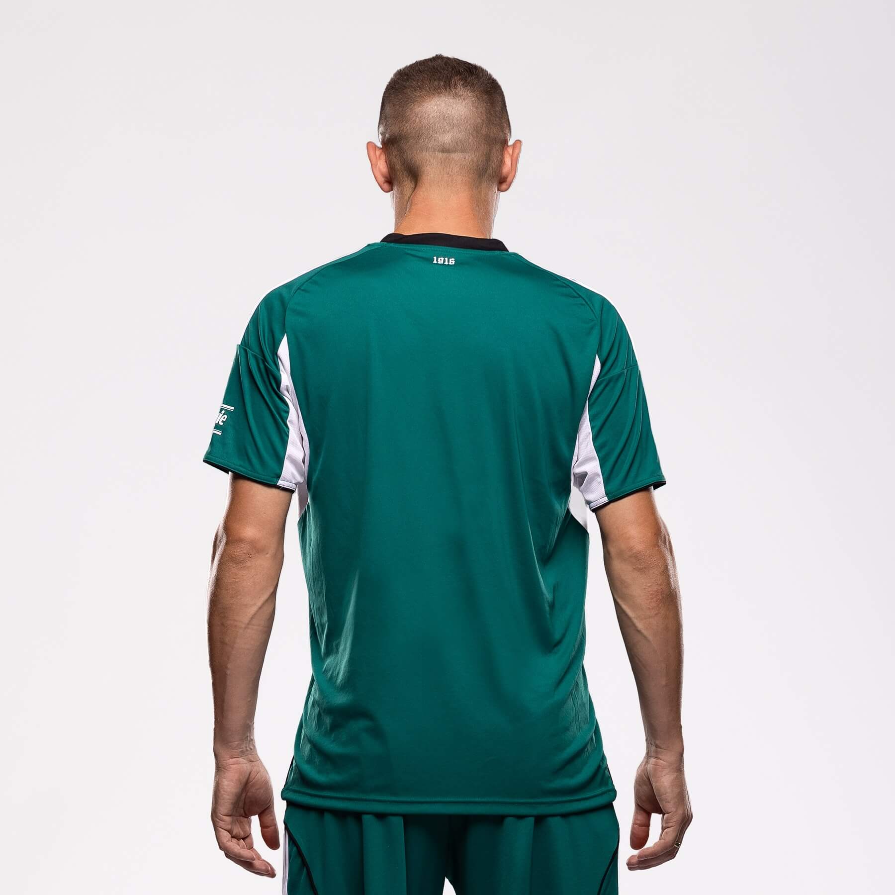 Camisa reserva do Legia Varsóvia 2025-2026 é apresentada pela Adidas