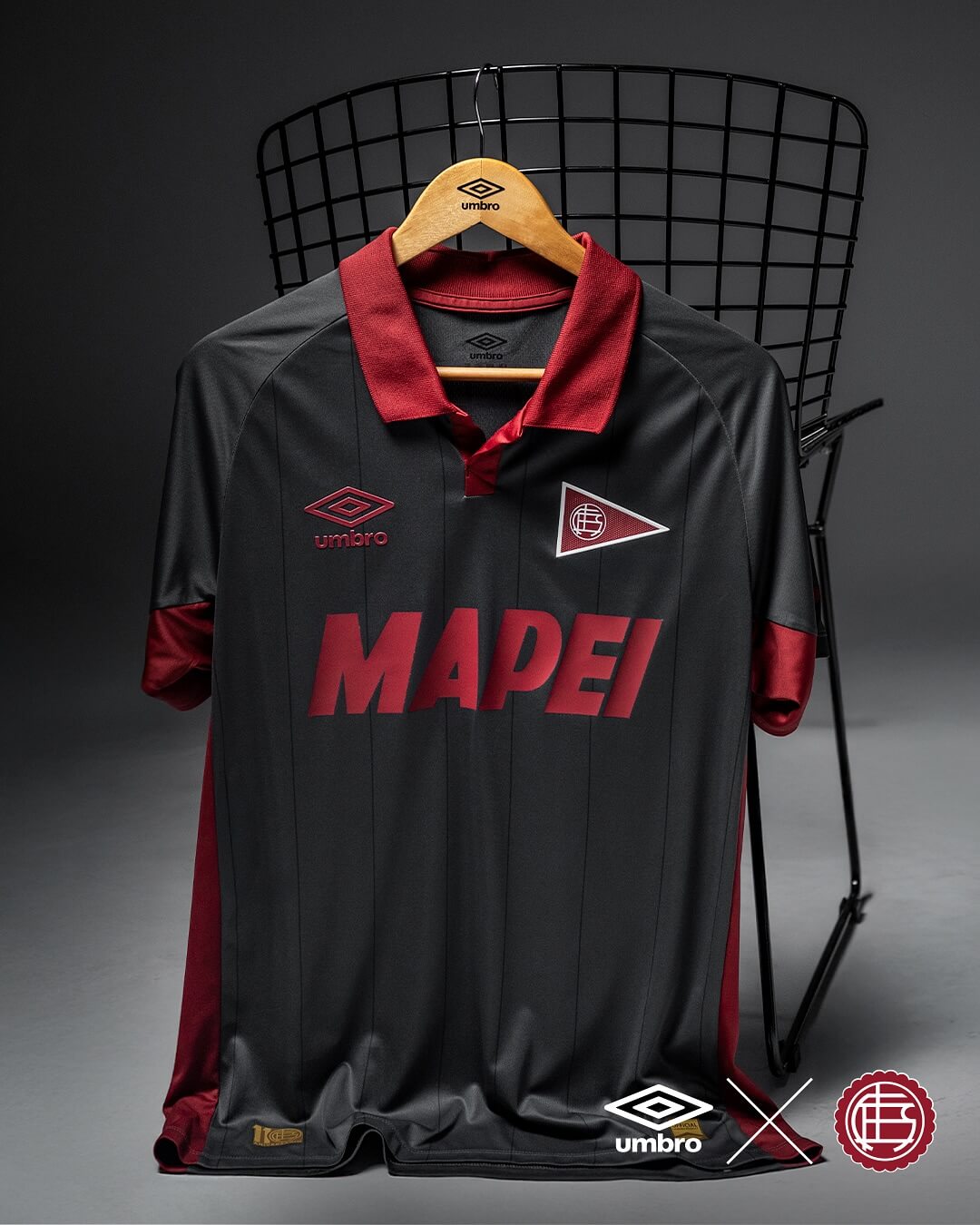 Camisa dos 110 anos do Lanus 2025 Umbro