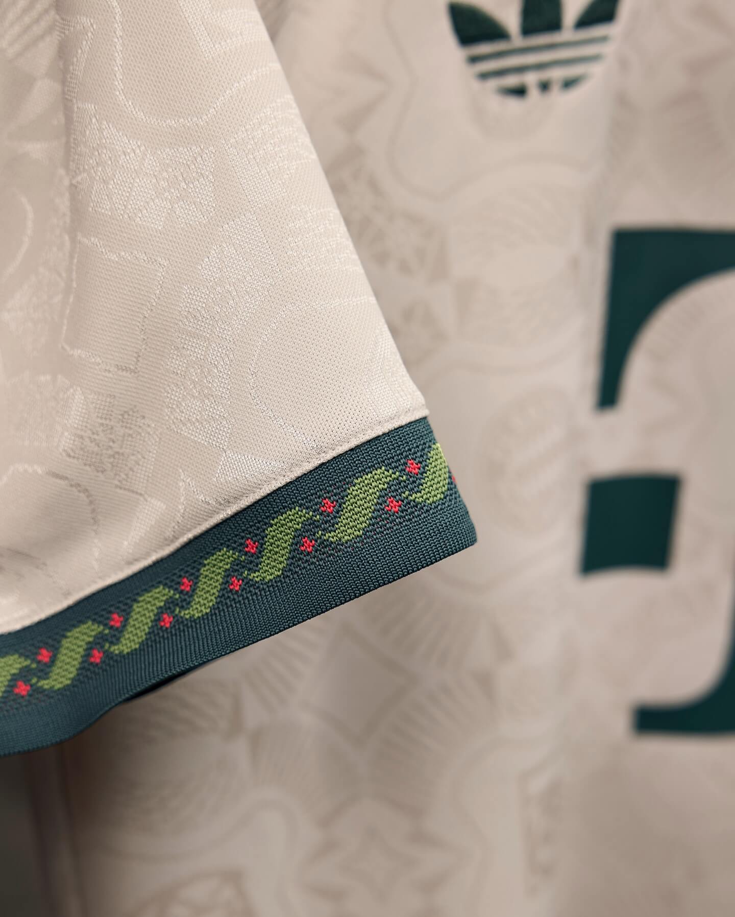 Camisa Oktoberfest Bayern de Munique 2025 adidas