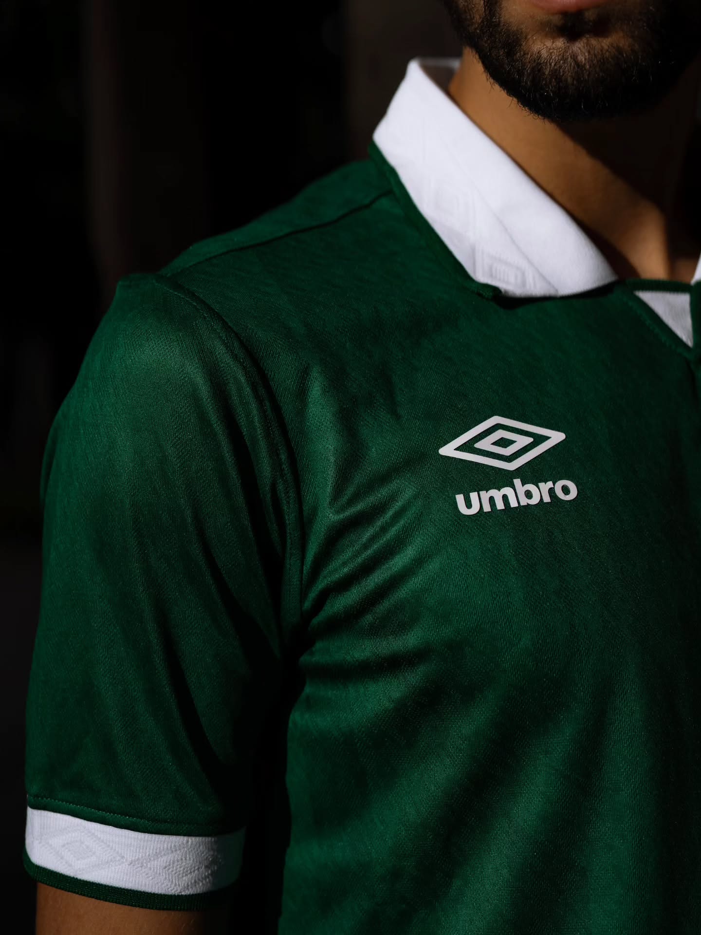 Camisas do Raja Casablanca 2025-2026 são lançadas pela Umbro