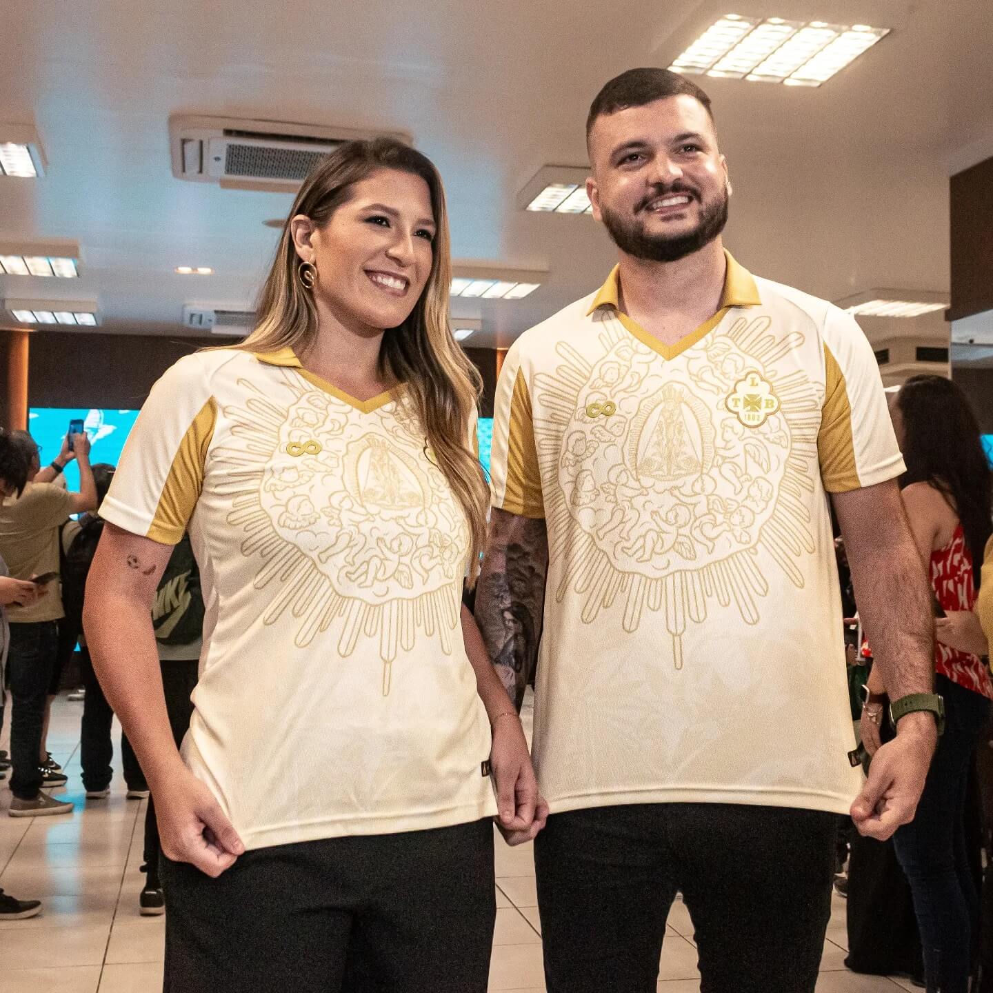 Tuna Luso apresenta camisa do Círio de Nazaré 2025