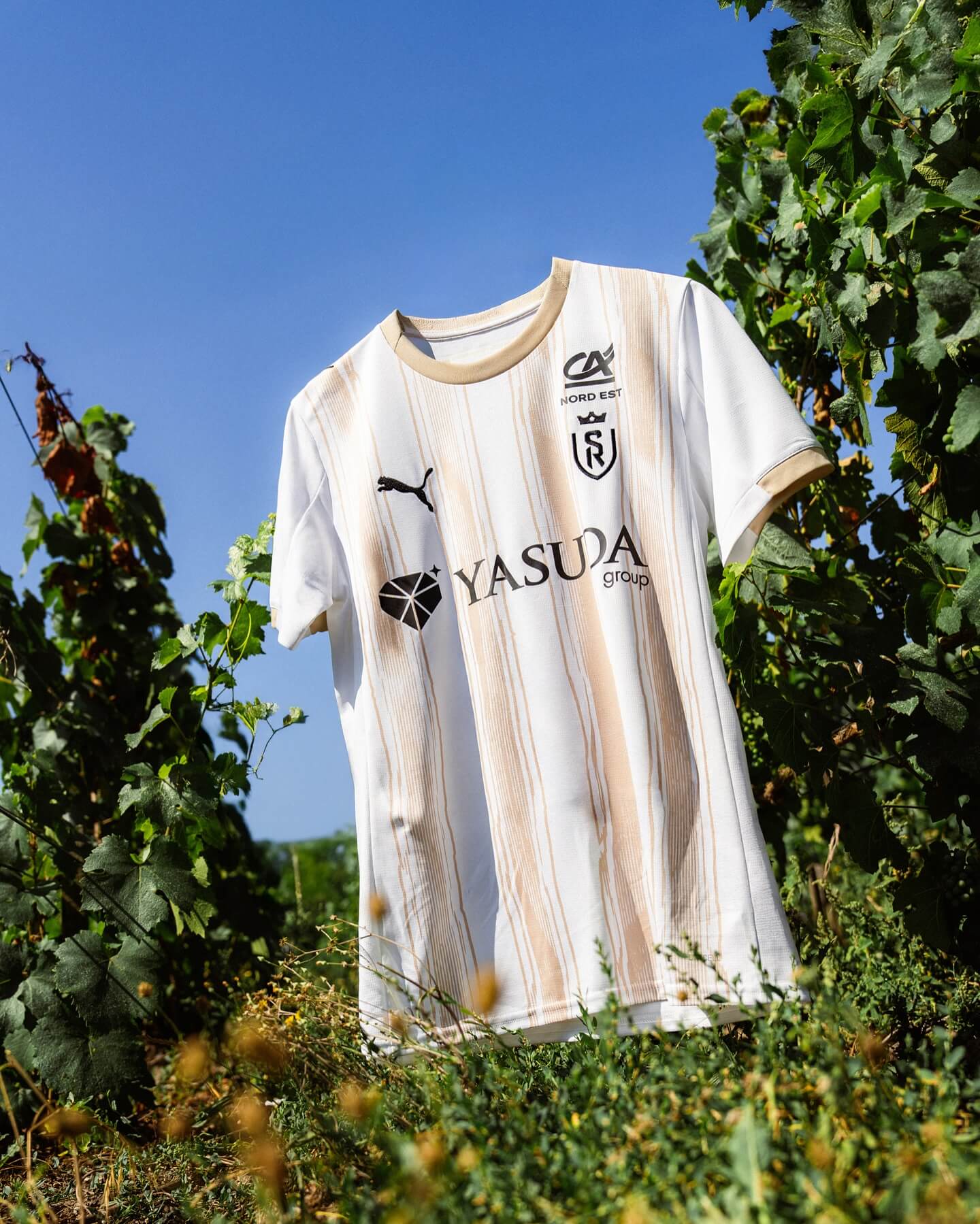 Camisas do Stade de Reims 2025-2026 são lançadas pela PUMA