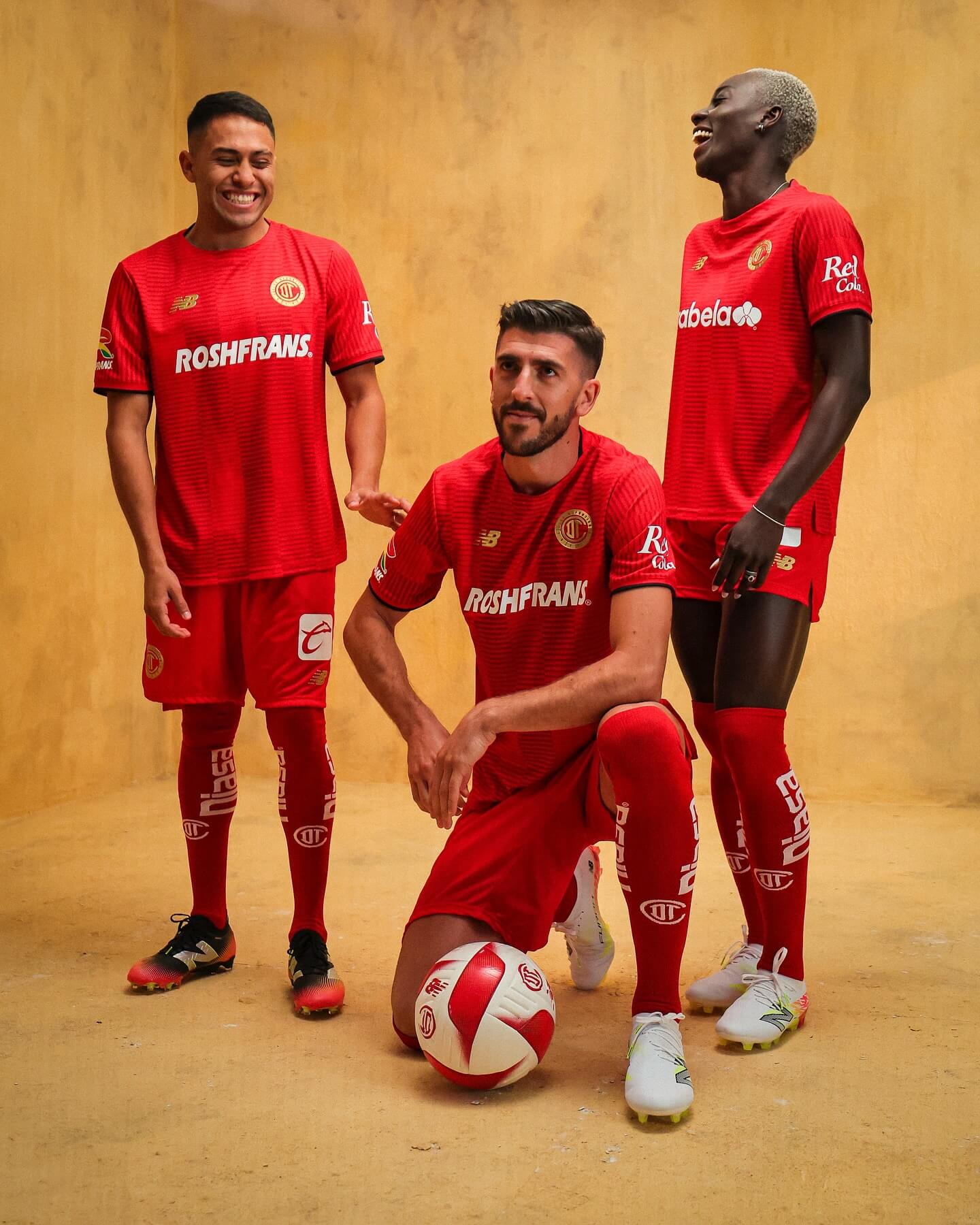 Camisas do Toluca 2025-2026 são lançadas pela New Balance