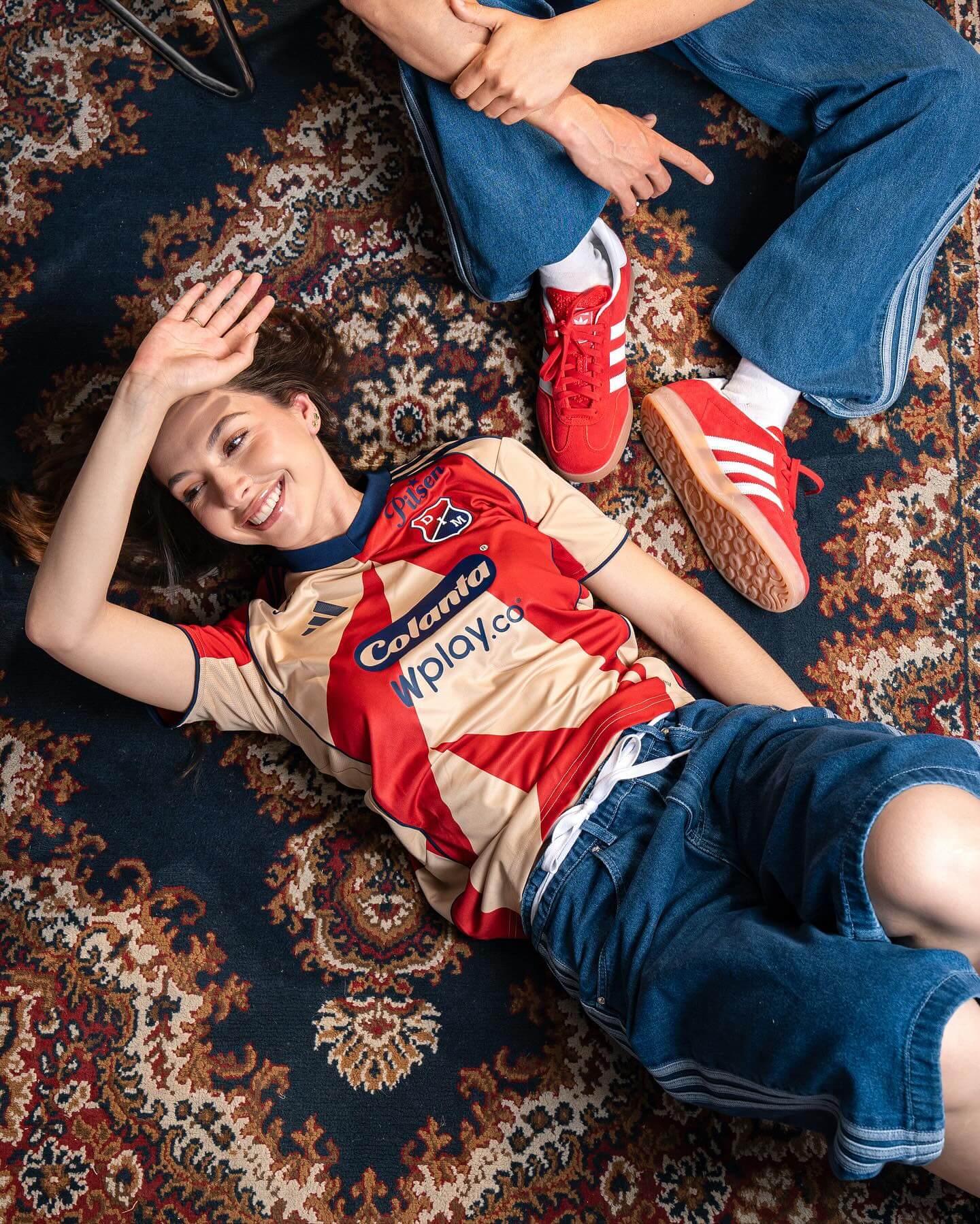 Terceira camisa do Independiente Medellín 2025-2026 homenageia os torcedores