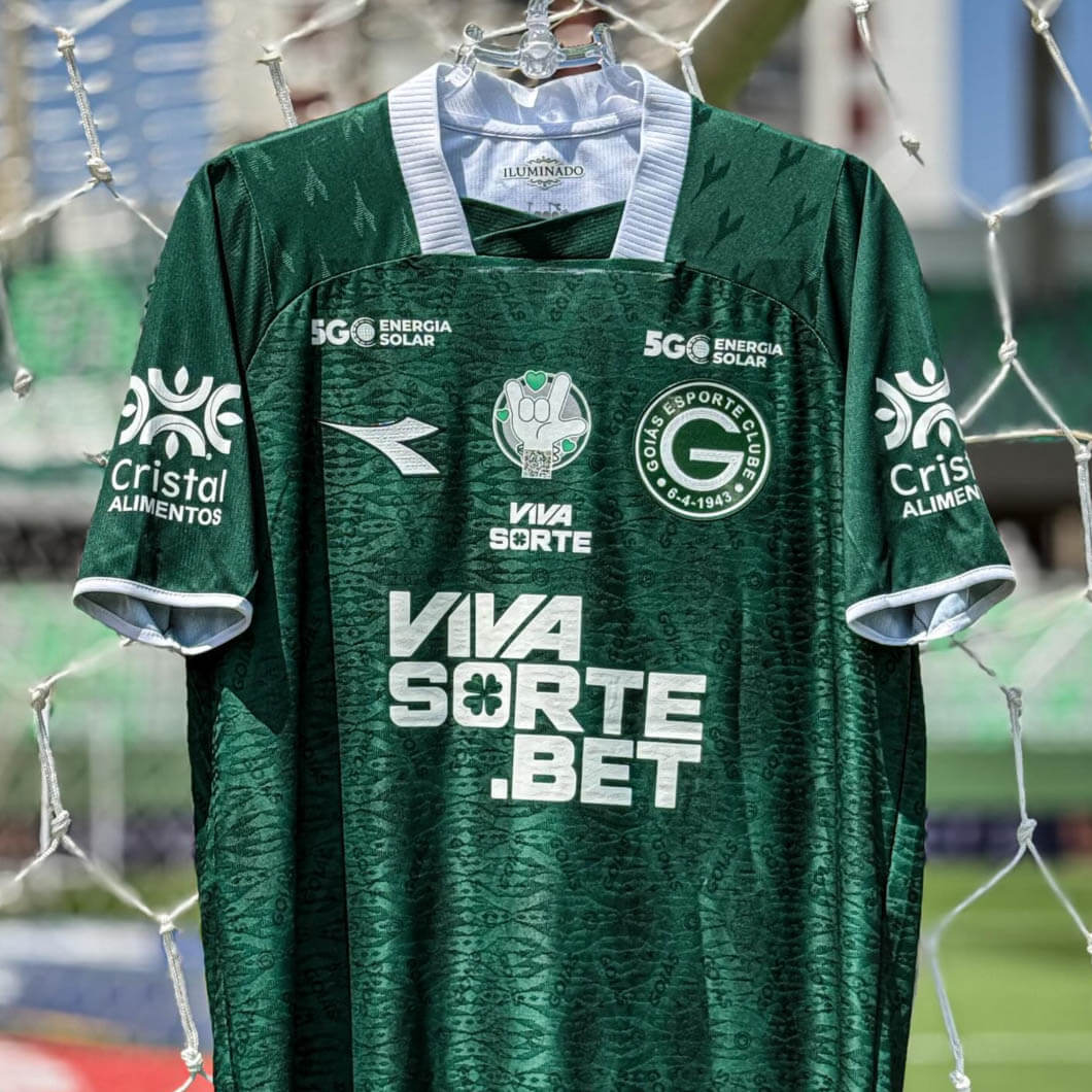 Goiás lança leilão das camisas “Amor Verde em Libras”