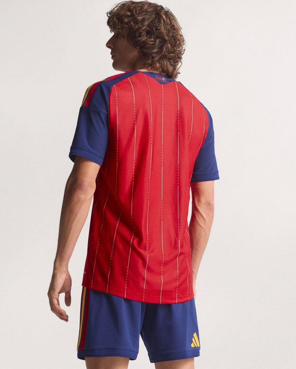 Camisa titular da Espanha 2026-2027 adidas