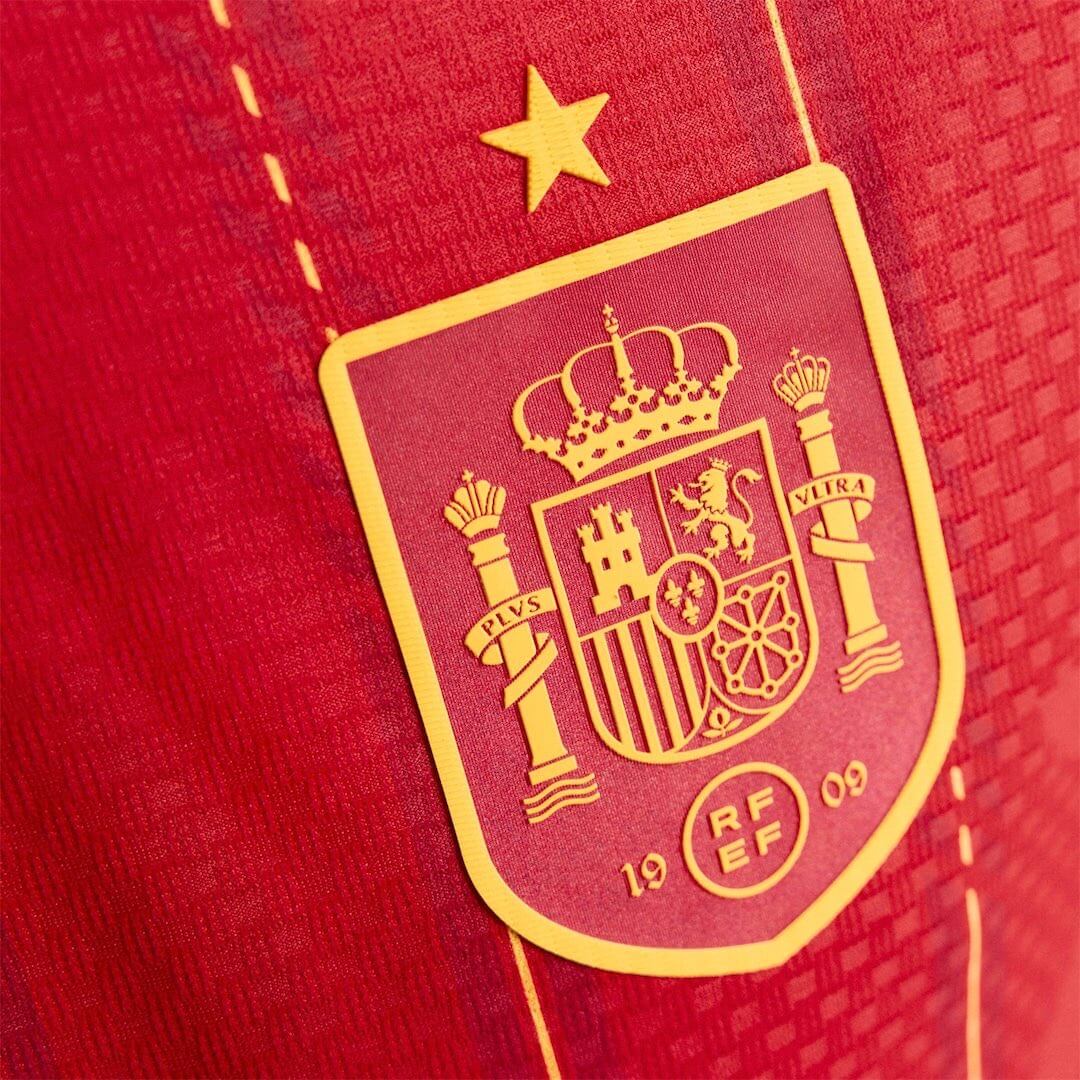 Camisa titular da Espanha 2026-2027 adidas