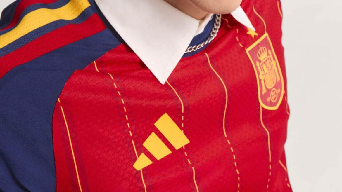 Camisa titular da Espanha 2026-2027 adidas