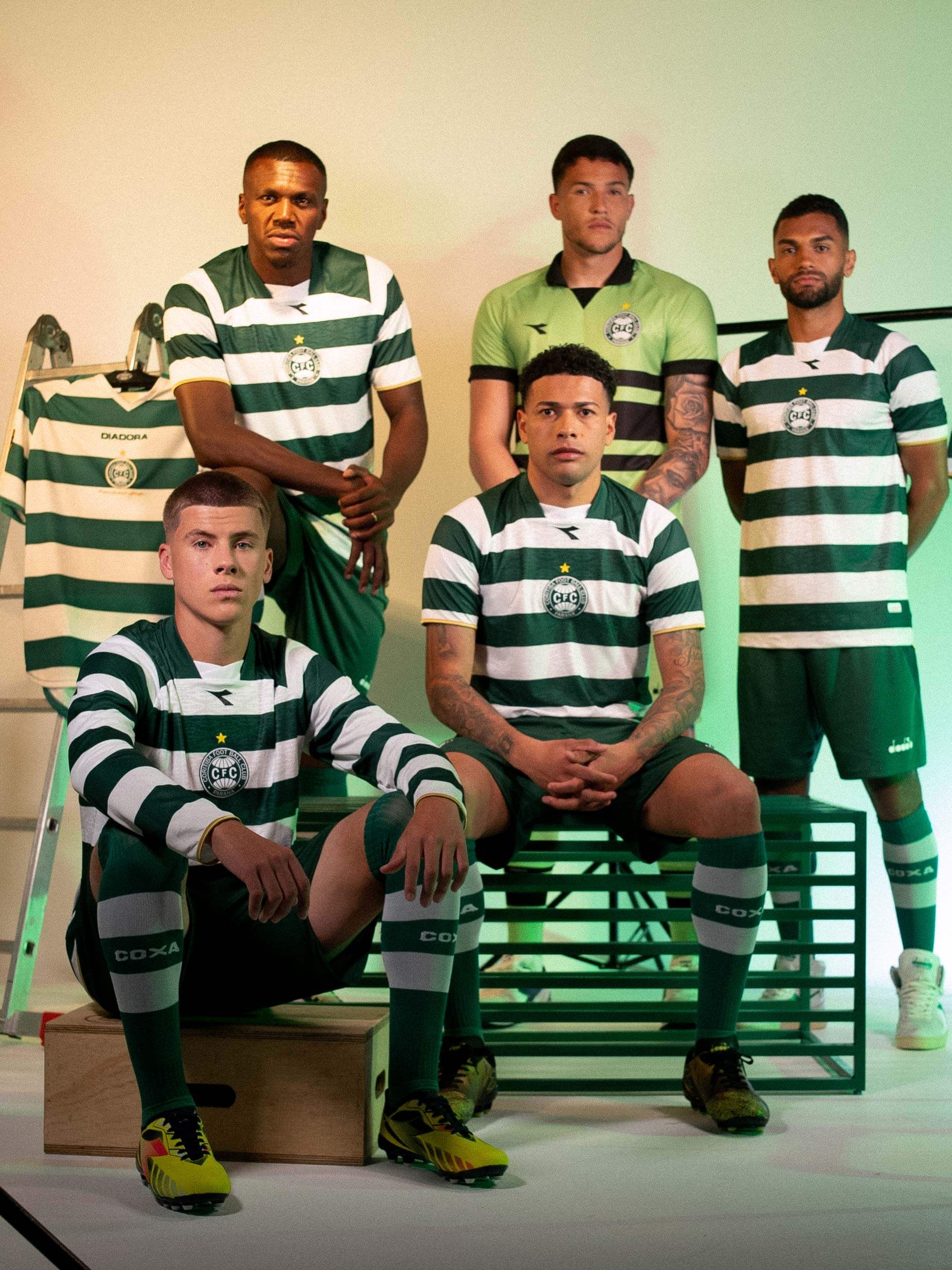 Terceira camisa do Coritiba 2025-2026 é lançada pela Diadora