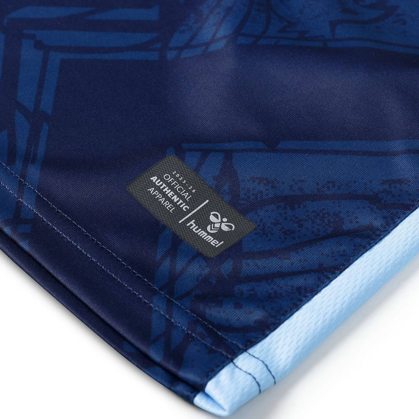 Coventry City FC lança nova terceira camisa da Hummel para 2025-2026
