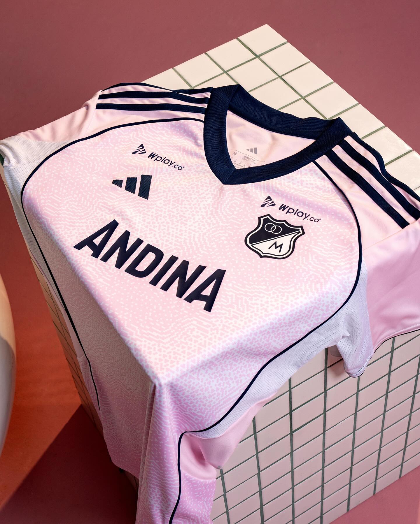 Terceira camisa do Millonarios 2025-2026 Adidas