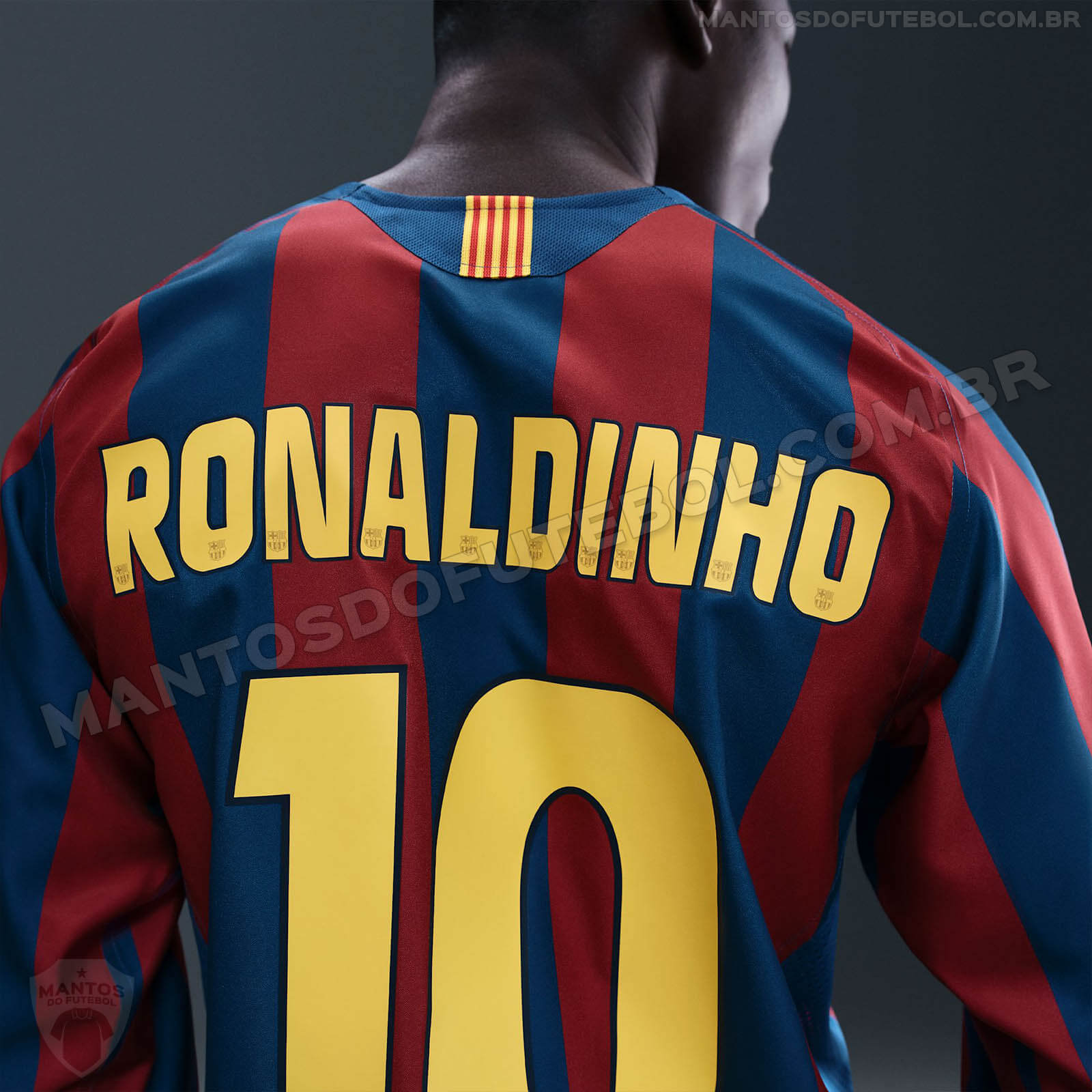 Barcelona Reissue Ronaldinho 05-06