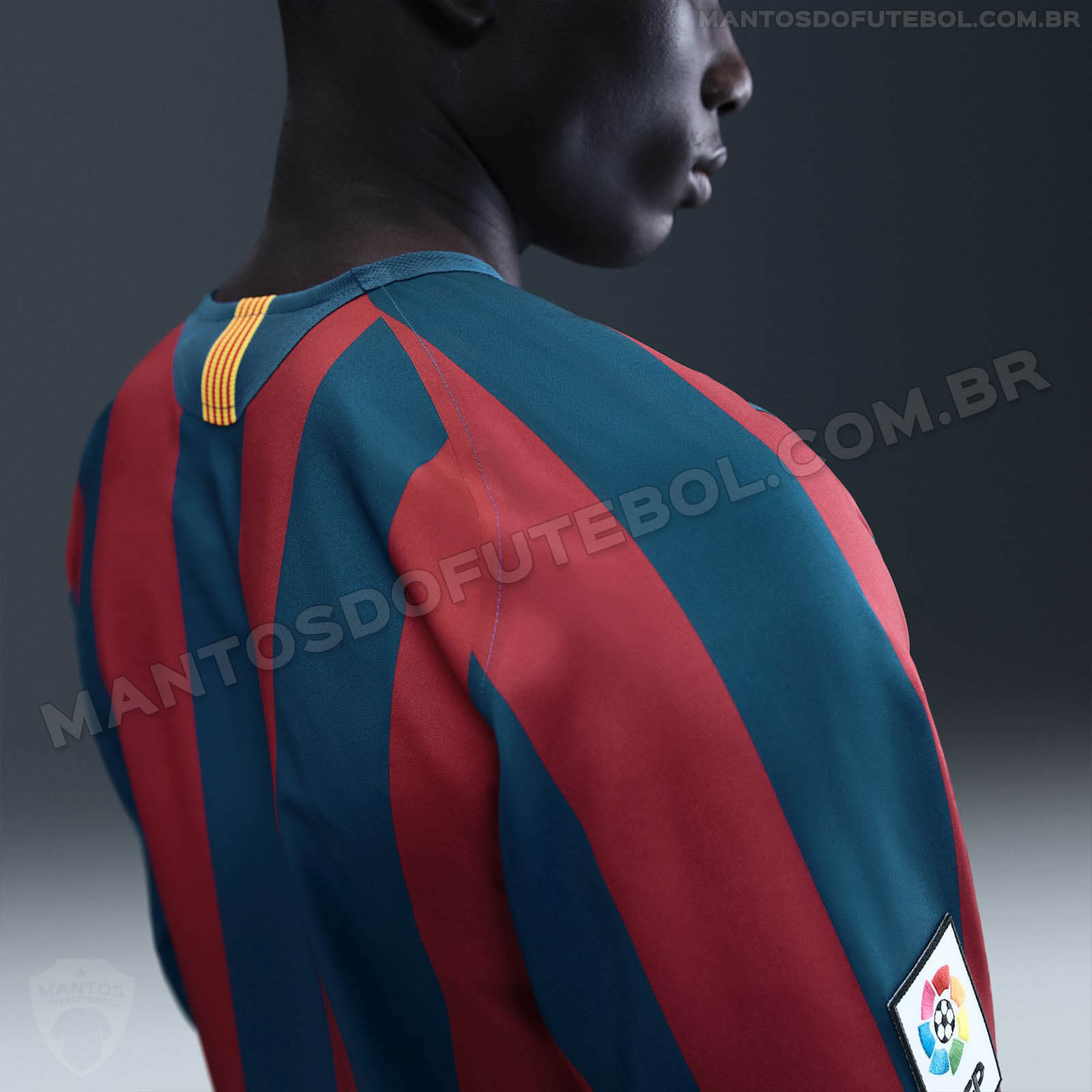 Barcelona Reissue Ronaldinho 05-06