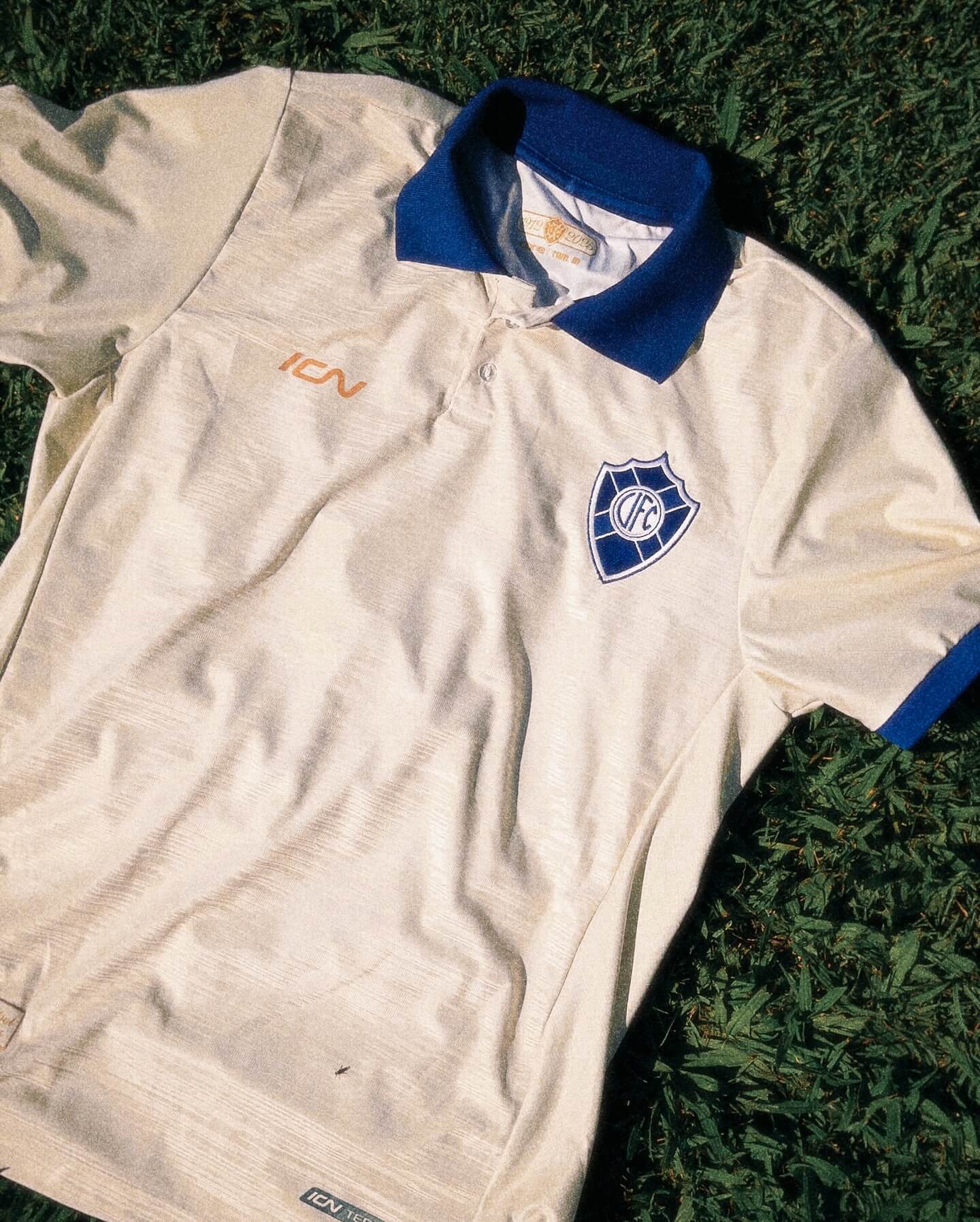 Vitória FC lança camisa especial de 113 anos