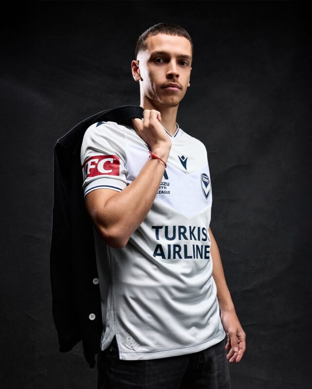 Camisas do Melbourne Victory 2025-2026 são lançadas pela Macron