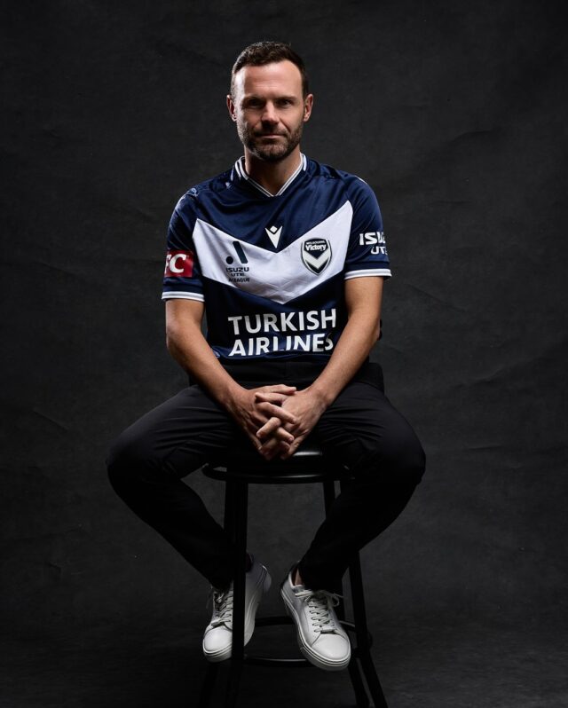 Camisas do Melbourne Victory 2025-2026 são lançadas pela Macron