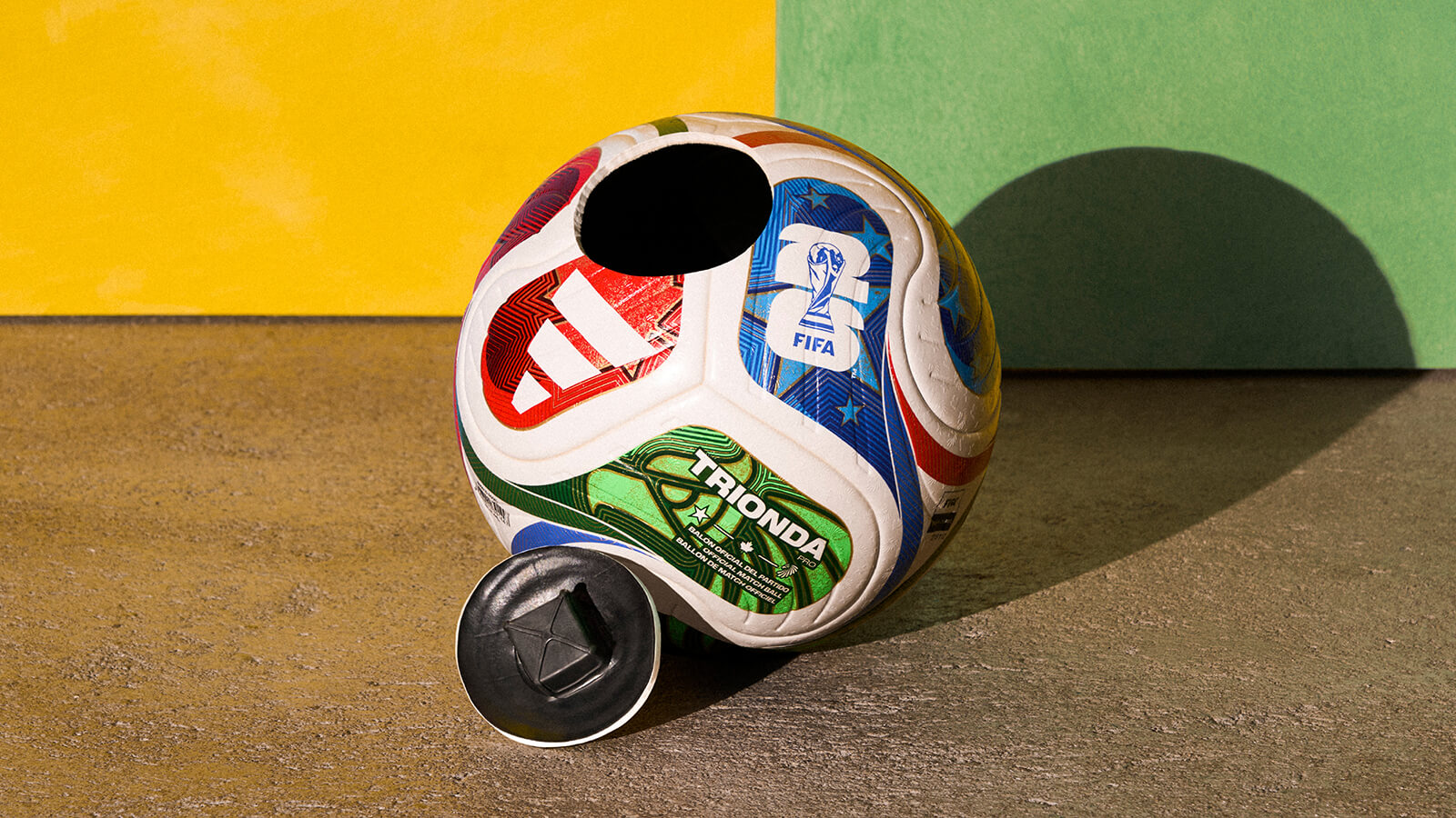 adidas apresenta a TRIONDA, a bola oficial da Copa do Mundo FIFA 2026™