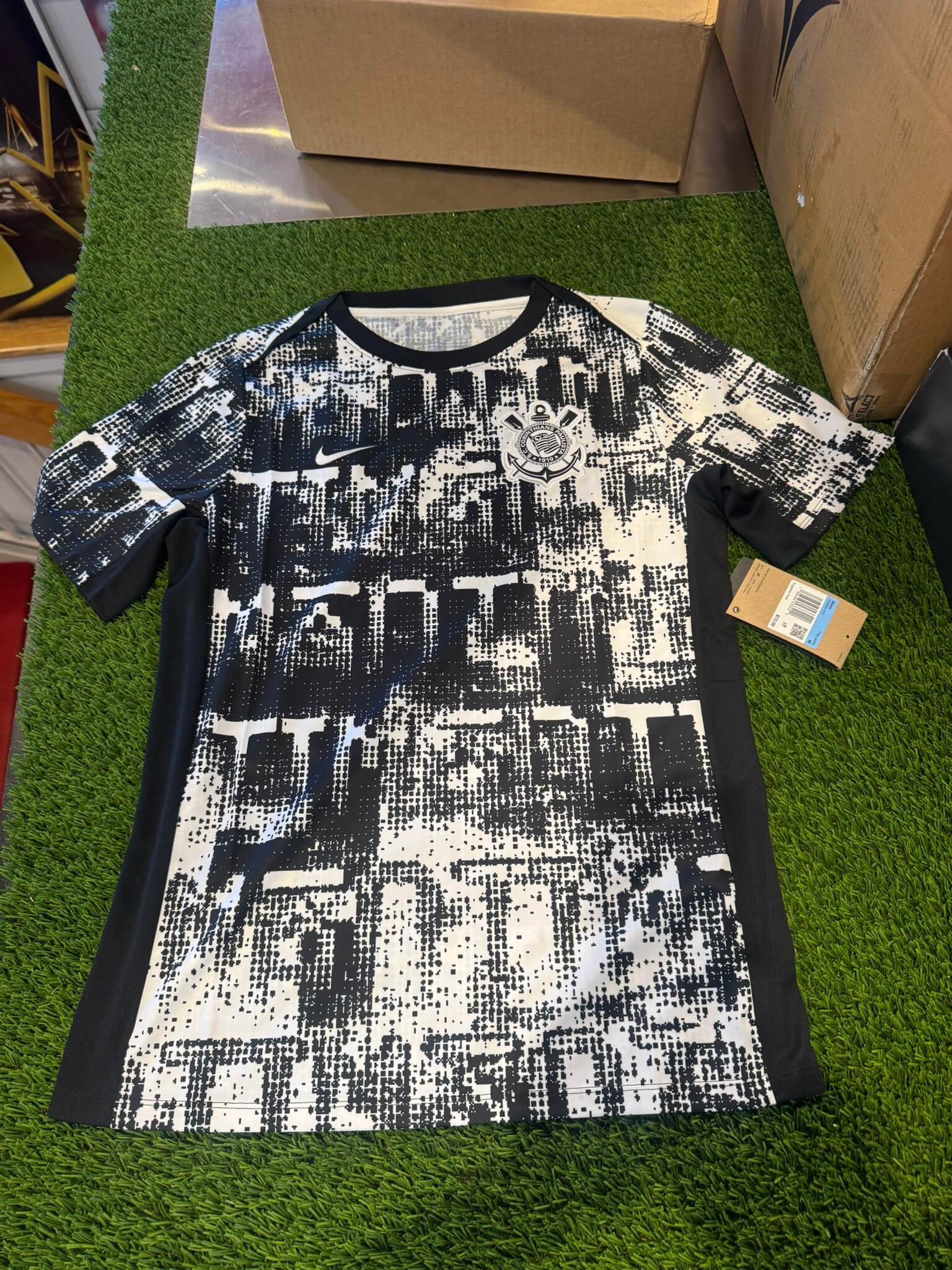 Camisa pré-jogo do Corinthians 2026 Nike