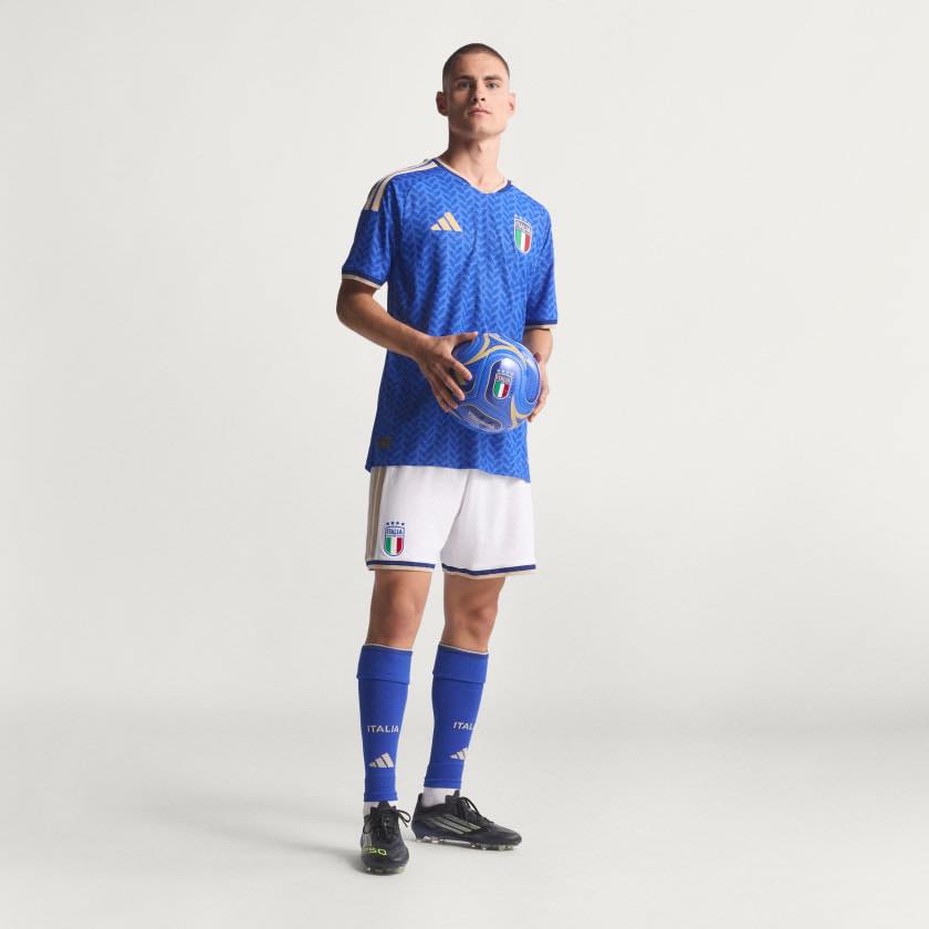 Camisa titular da Itália 2026-2027 adidas