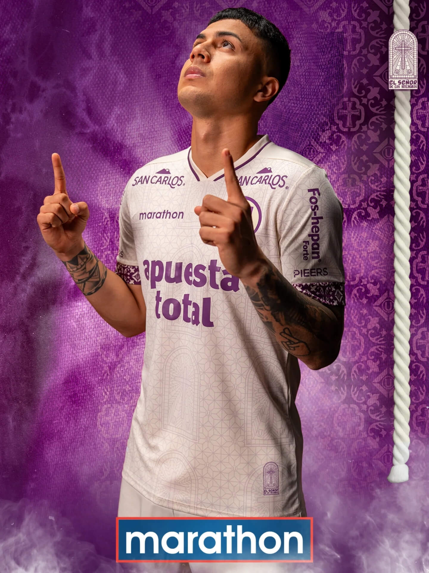 Universitario lança camisa em homenagem ao 'Senhor dos Milagres'