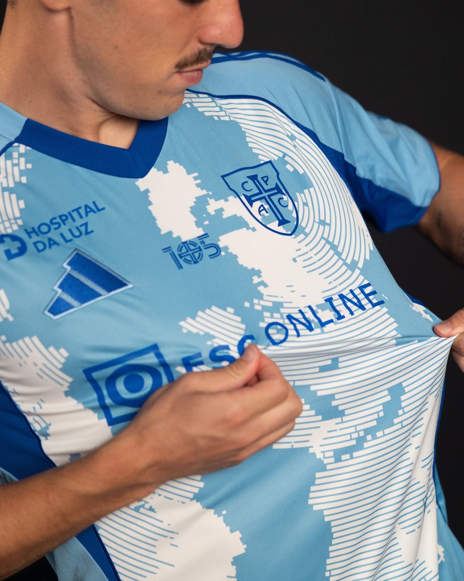 Terceira camisa do Casa Pia 2025-2026 é lançada pela adidas