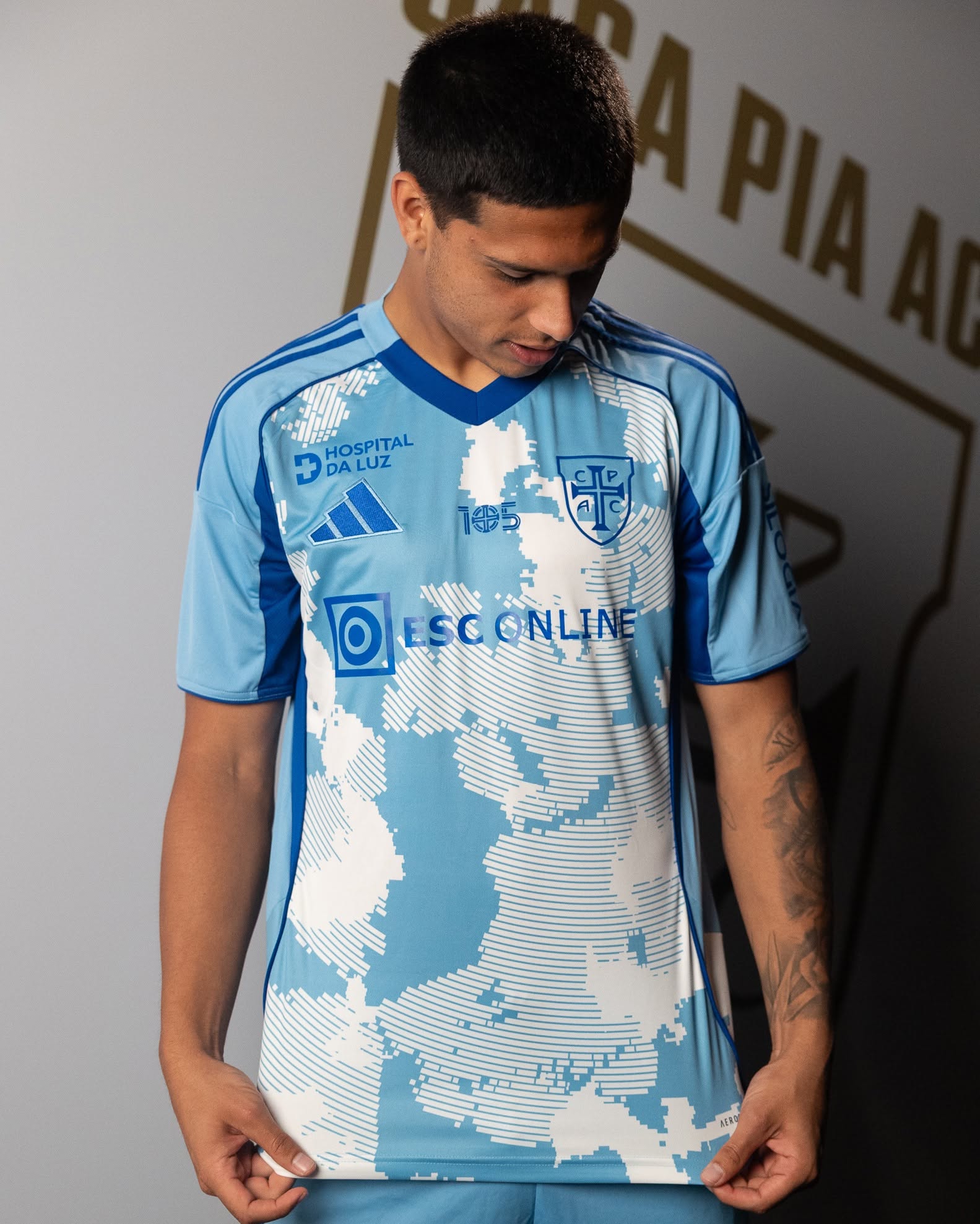 Terceira camisa do Casa Pia 2025-2026 é lançada pela adidas
