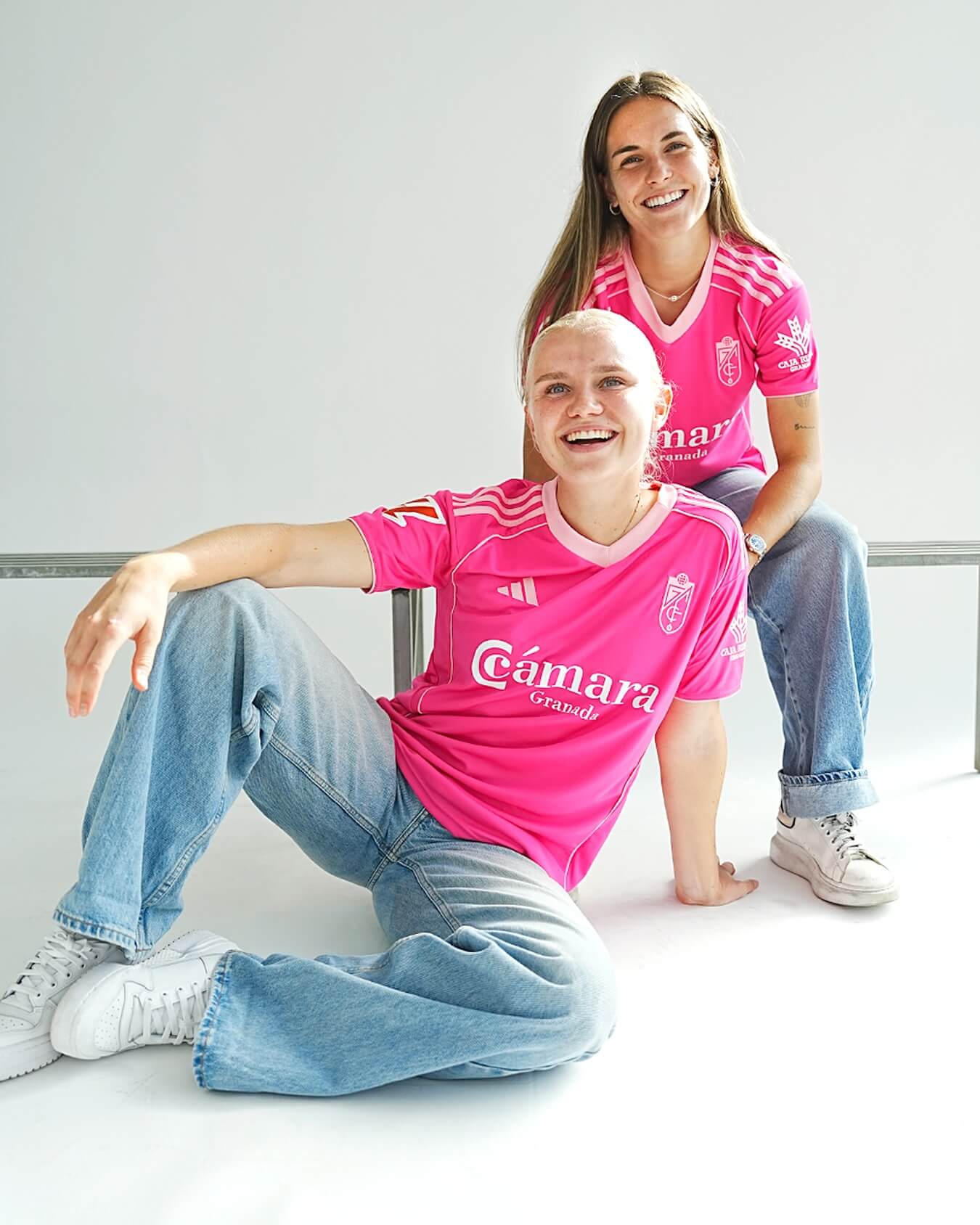 Quarta camisa do Granada CF 2025-2026 é revelada pela adidas