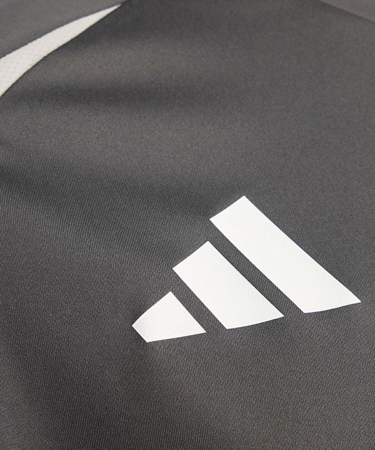 Quarta camisa do Besiktas 2025-2026 é lançada pela adidas