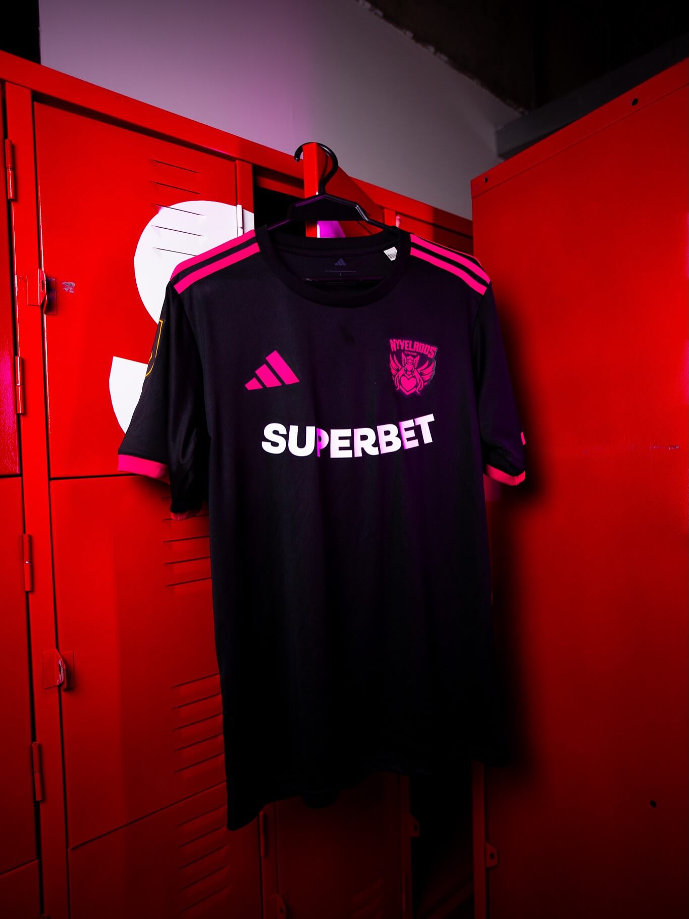 Camisas da Kings League 2026 Adidas Nyvelados