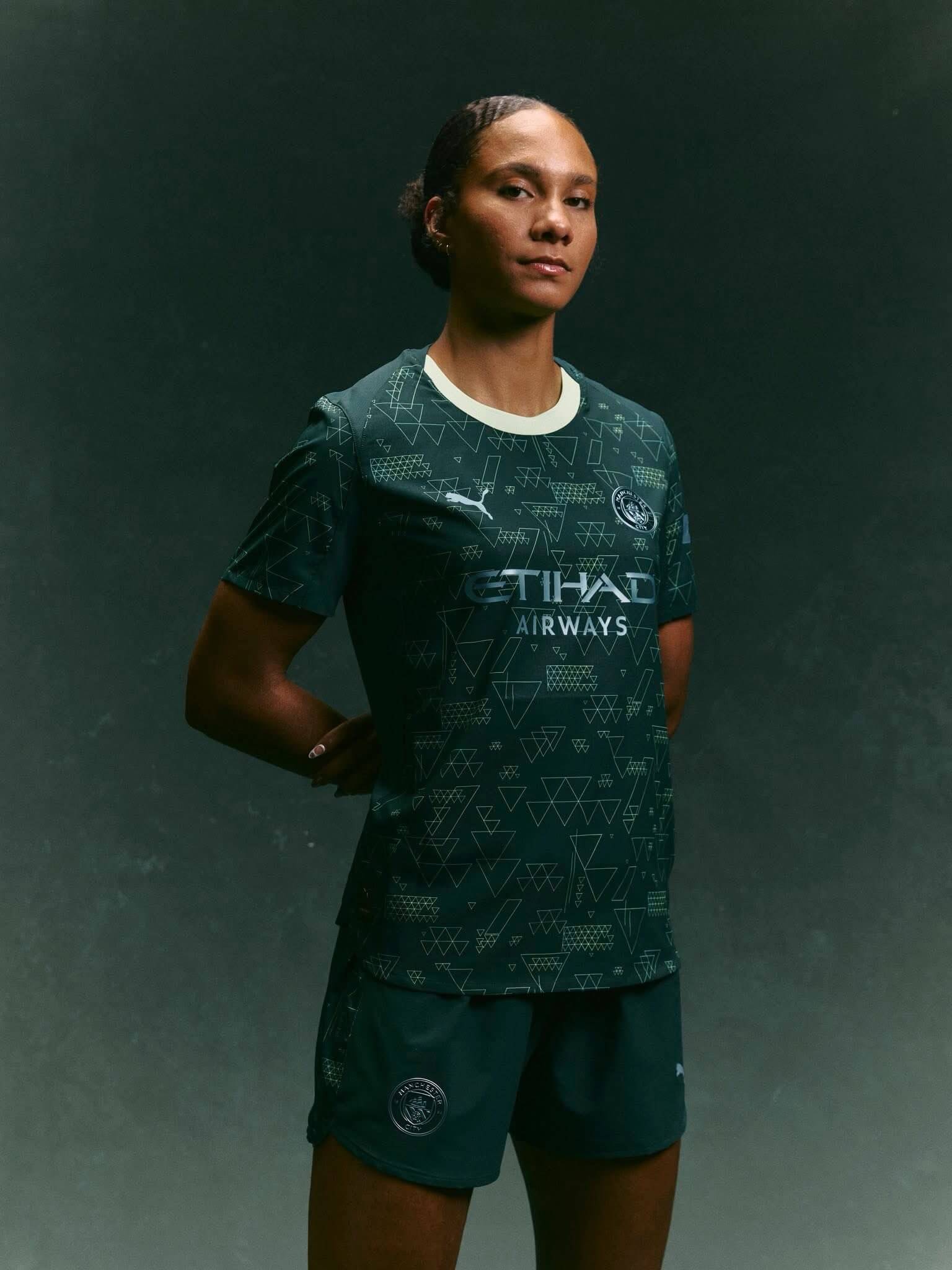 Camisa especial do Manchester City 2025-2026 PUMA x EA Sports