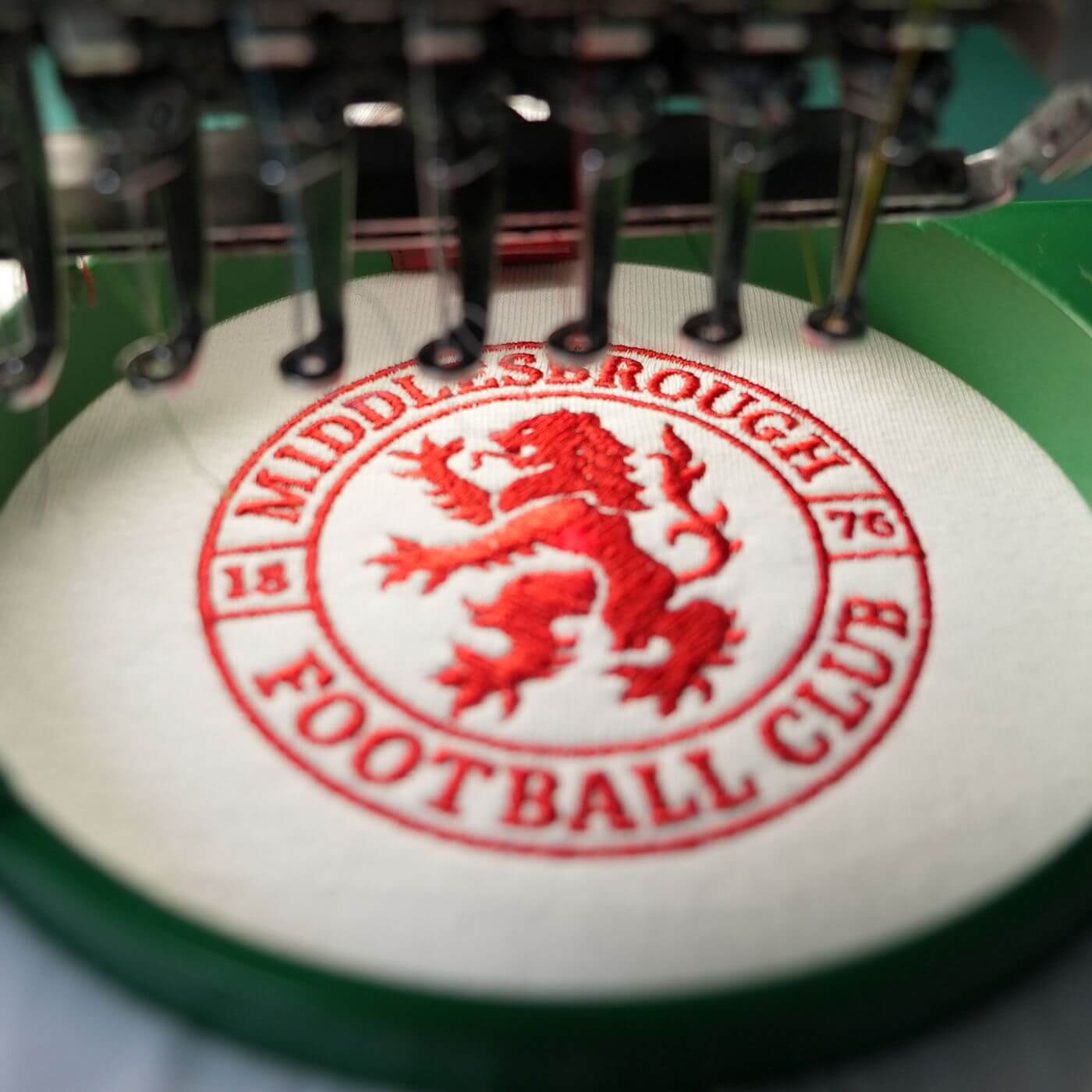 Novo escudo do Middlesbrough FC