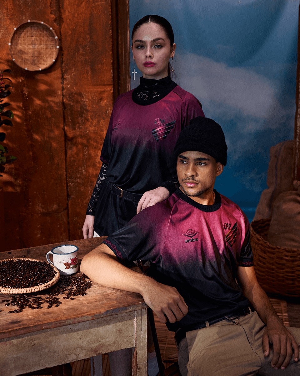 Terceira camisa do Athletico Paranaense 2025-2026 é revelada pela Umbro