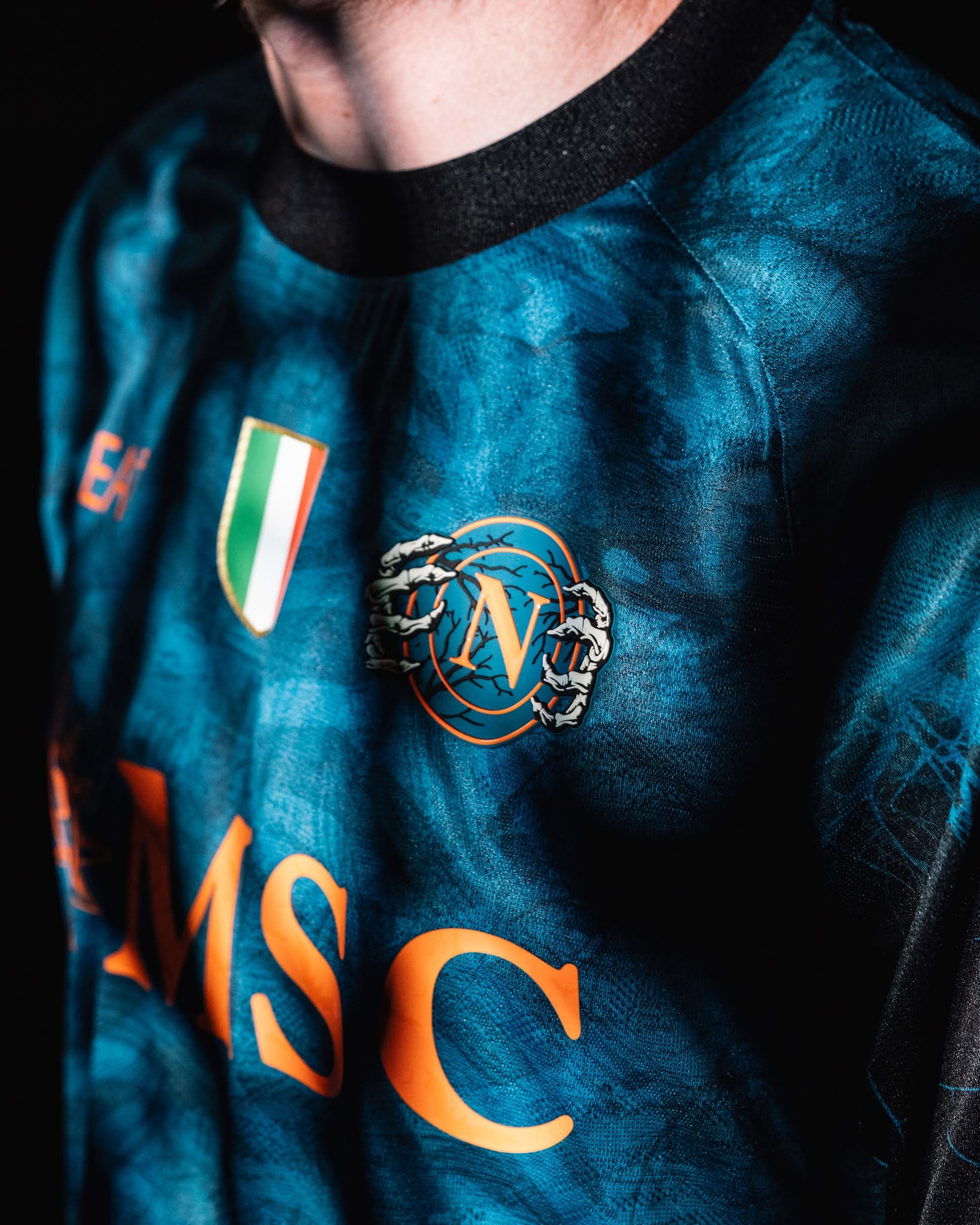 Napoli lança novas camisas para o Halloween 2025