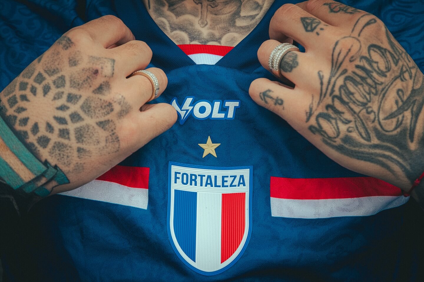Terceira camisa do Fortaleza 2025 Volt 107 anos
