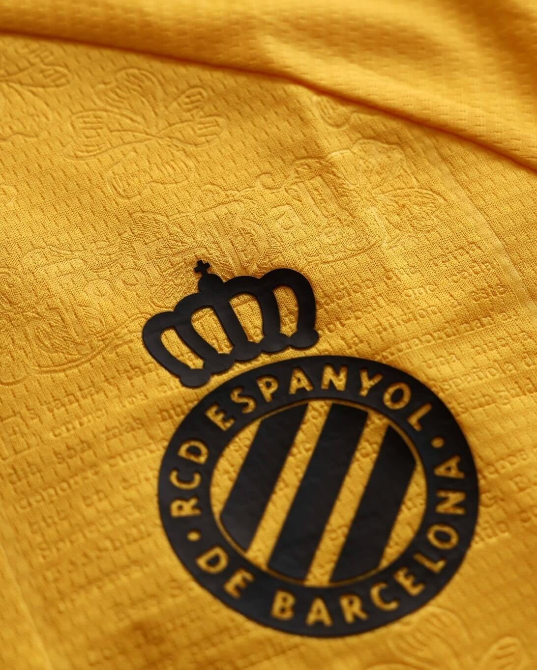 Camisa dos 125 anos do Espanyol 2025 Kelme