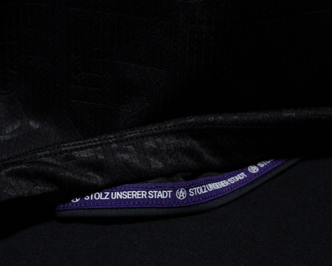 Austria Wien lança camisa especial em edição limitada