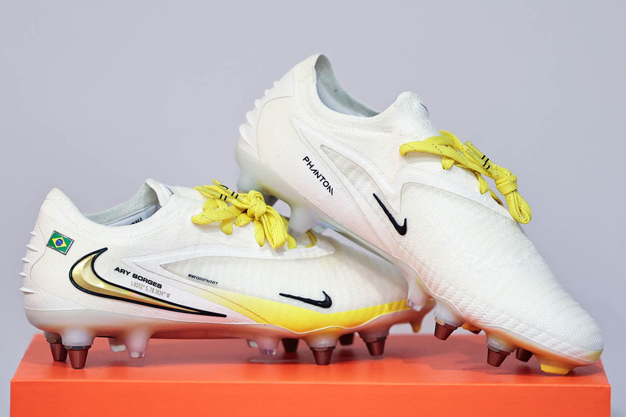 Nike e CBF celebram conquista da Seleção Brasileira Feminina com chuteiras douradas exclusivas